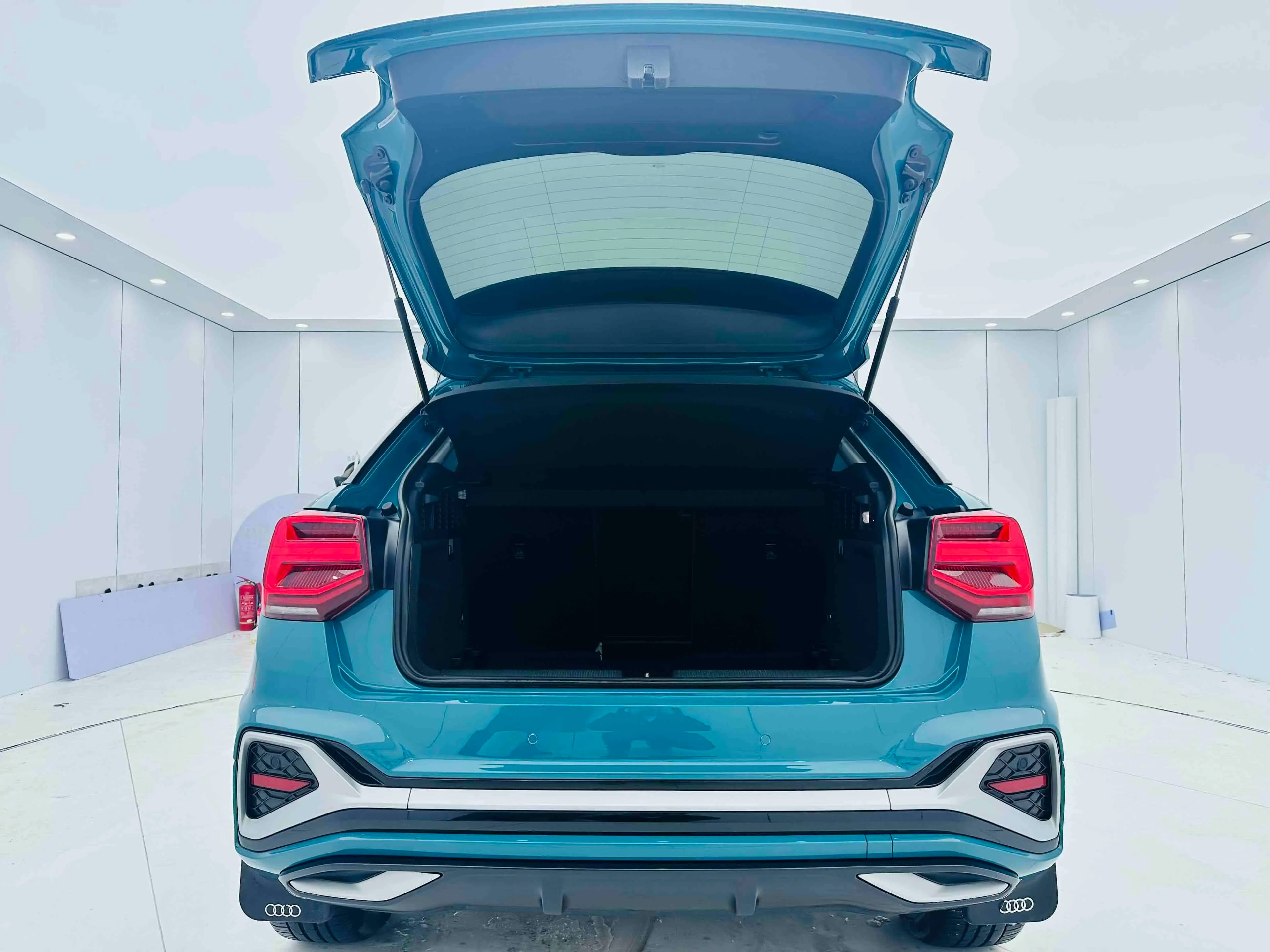 Audi Q2L 2022 г. 29005 км. — фото 21
