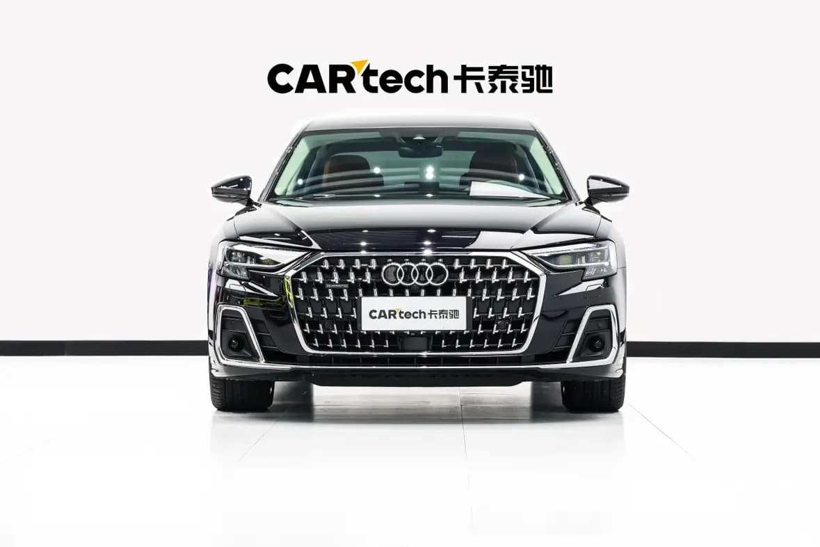Audi A8 2025 г. 12132 км. — фото 2