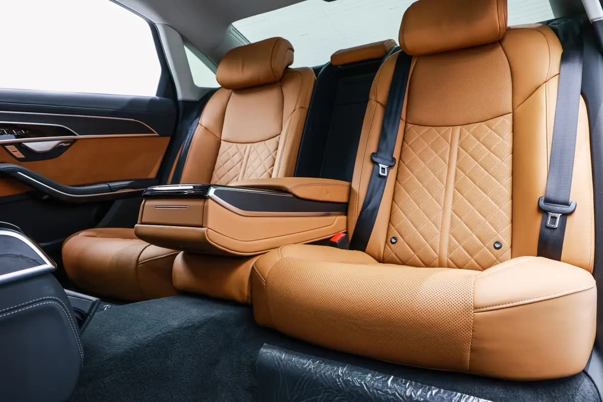 Audi A8 2025 г. 12132 км. — фото 24