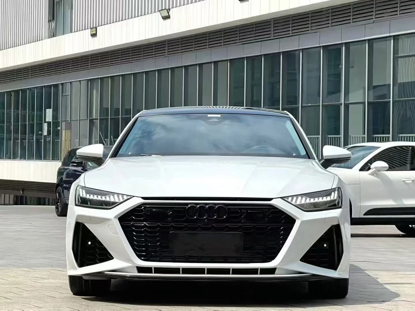 Audi A7L 2023 г. 35070 км. — фото 2