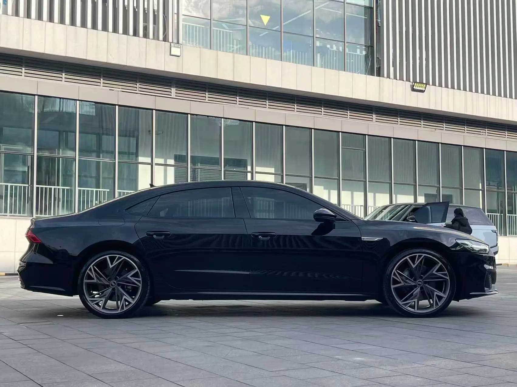 Audi A7L 2023 г. 39000 км. — фото 7
