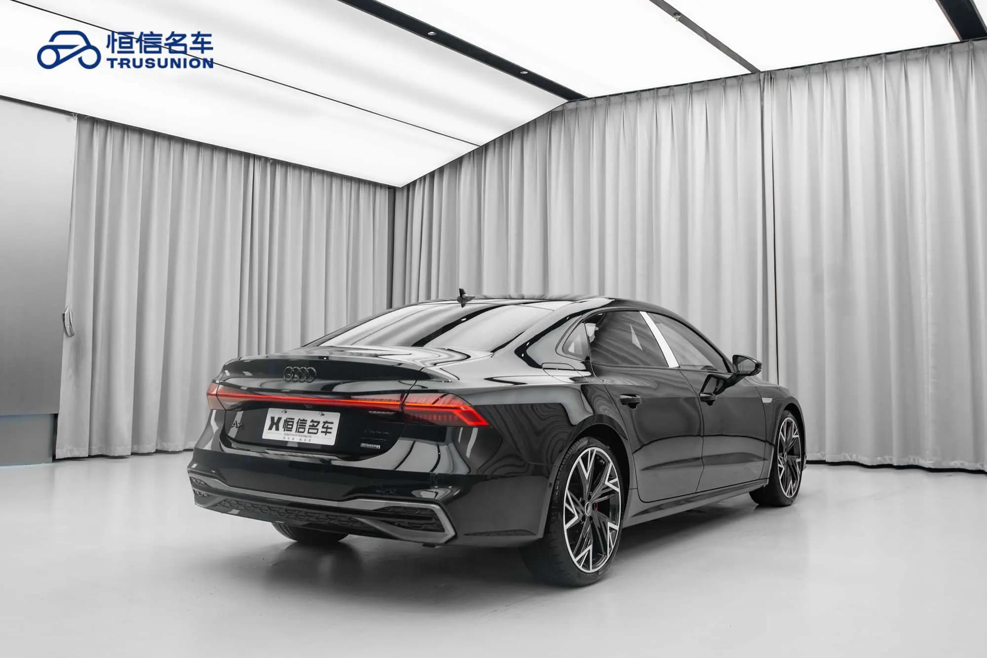 Audi A7L 2024 г. 24300 км. — фото 6