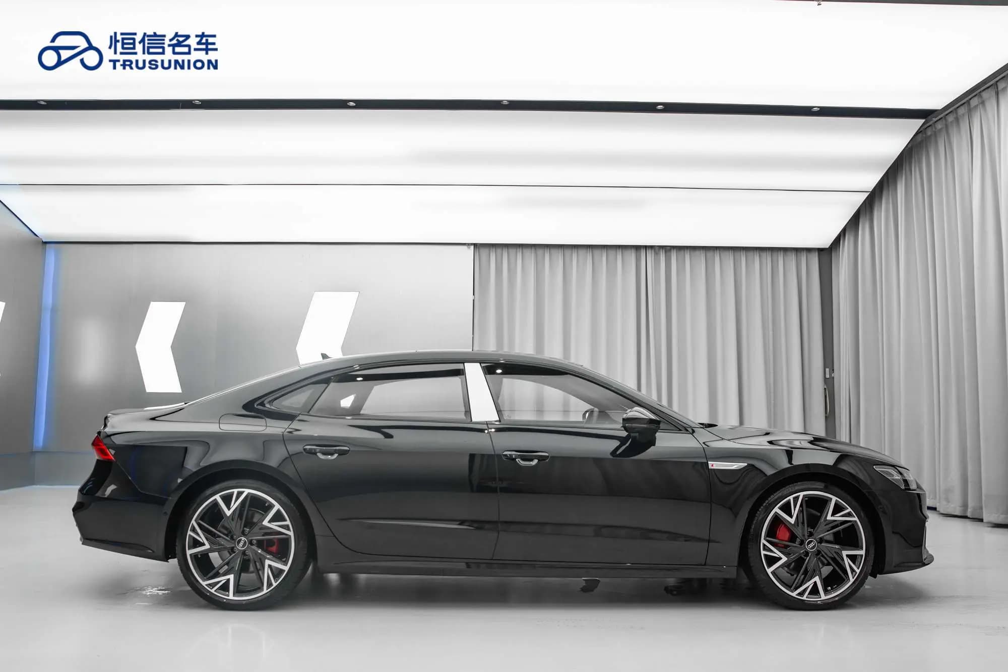 Audi A7L 2024 г. 24300 км. — фото 7