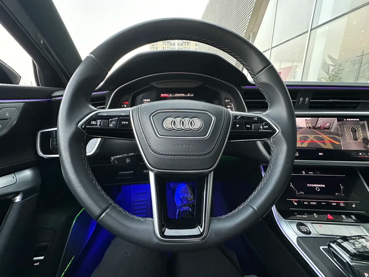 Audi A6L 2024 г. 31005 км. — фото 13