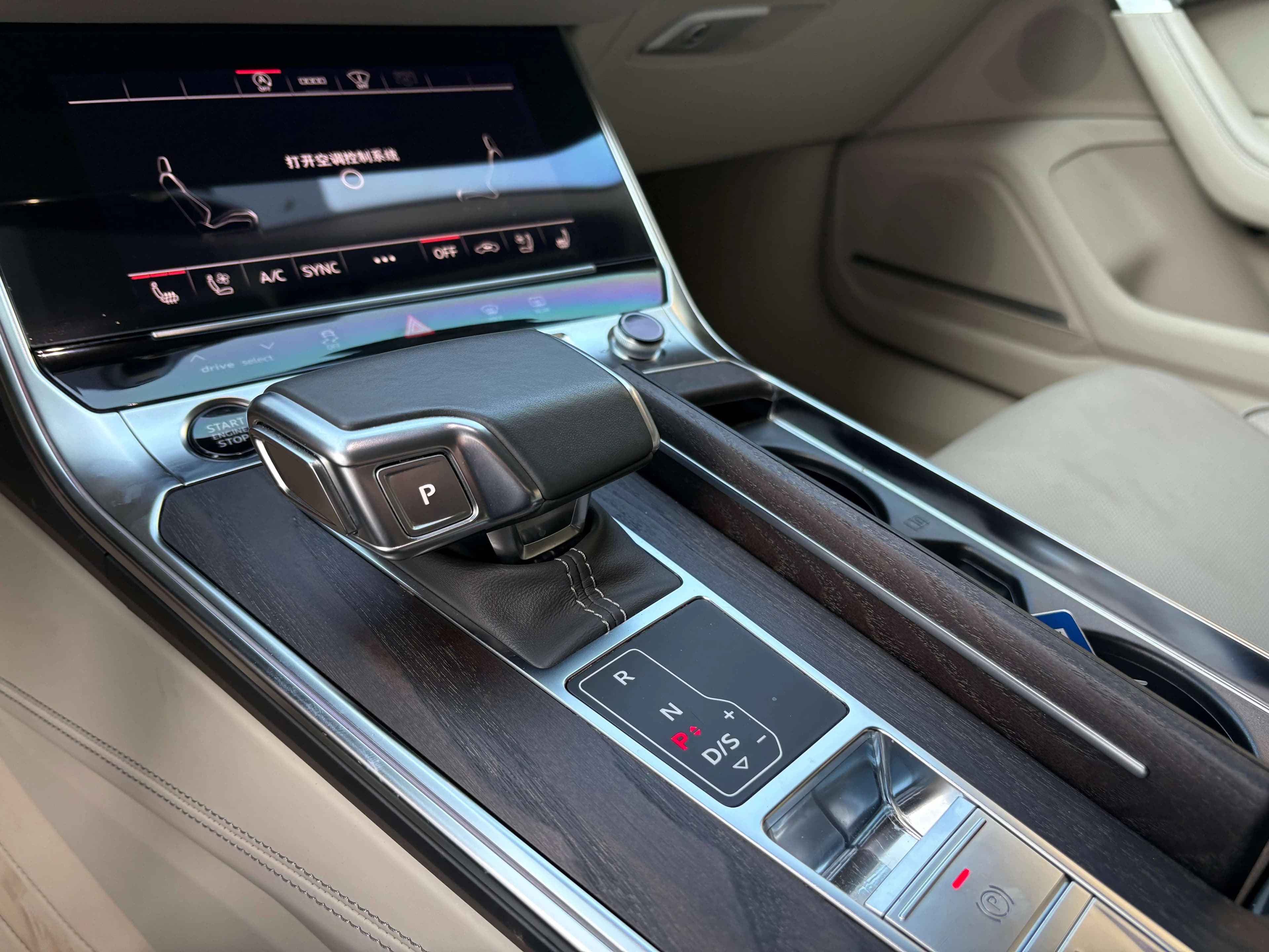 Audi A6L 2023 г. 39038 км. — фото 18