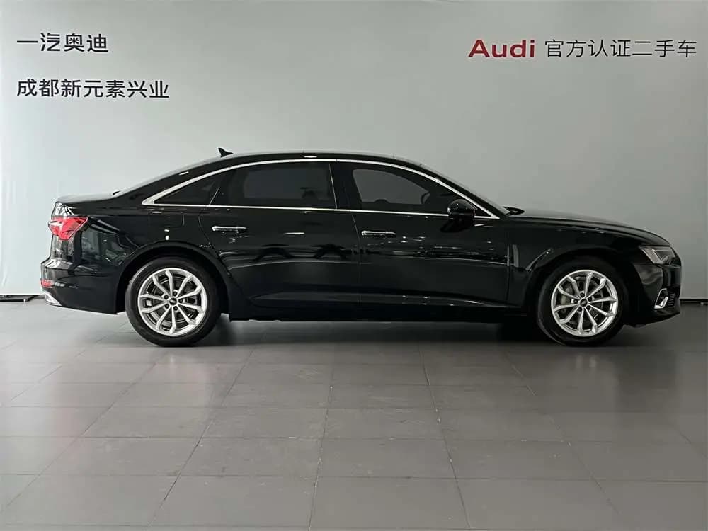 Audi A6L 2023 г. 18507 км. — фото 5