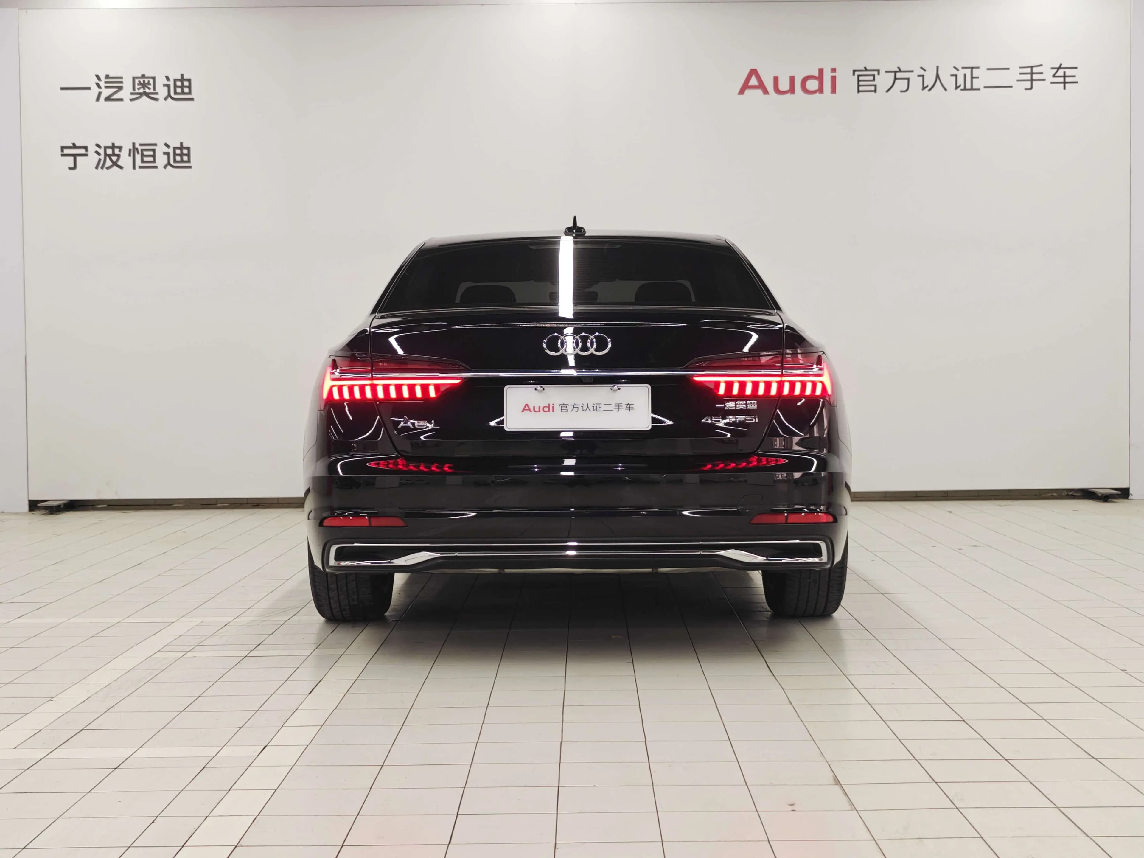 Audi A6L 2024 г. 37008 км. — фото 3