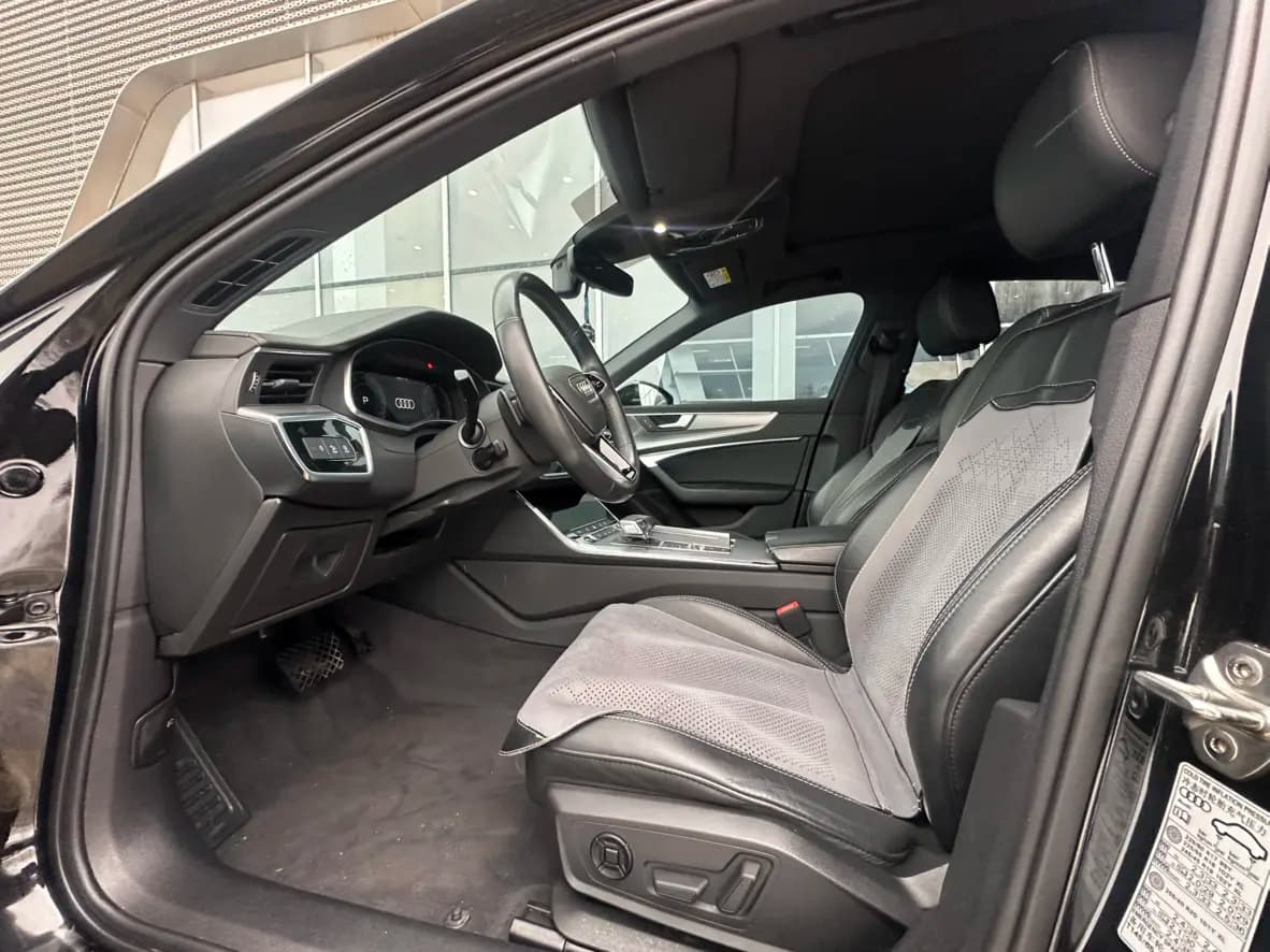 Audi A6L 2022 г. 54009 км. — фото 14