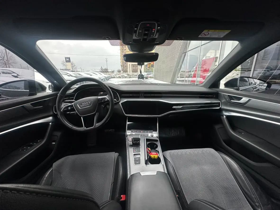 Audi A6L 2022 г. 54009 км. — фото 10