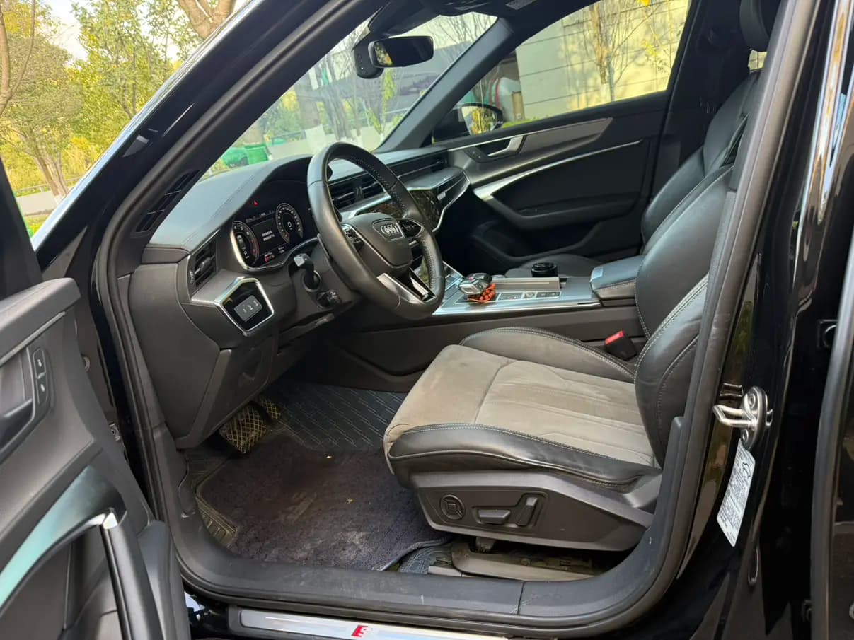 Audi A6L 2021 г. 46040 км. — фото 12