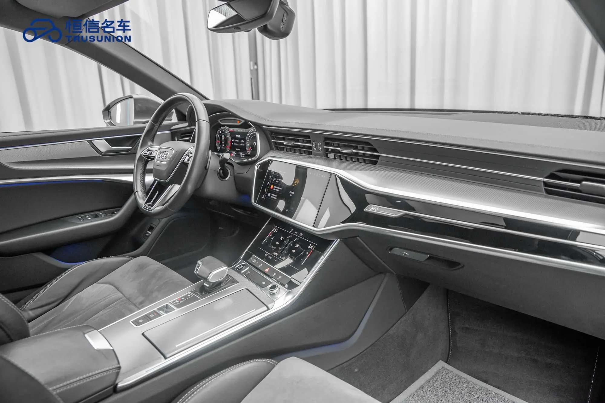 Audi A6L 2022 г. 37311 км. — фото 18