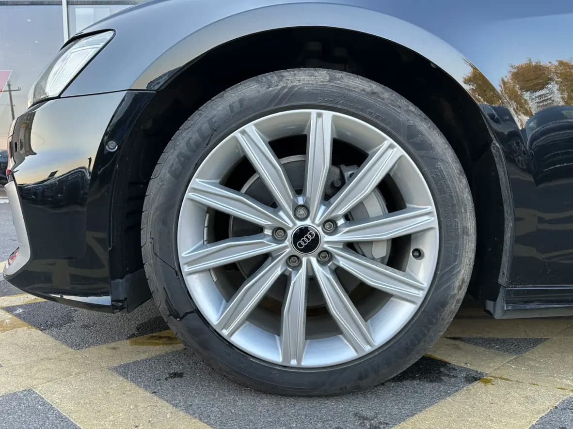 Audi A6L 2024 г. 13012 км. — фото 6