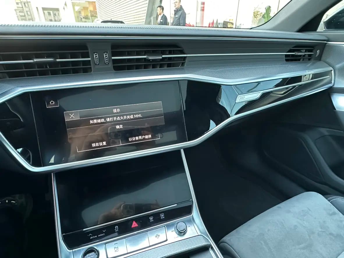 Audi A6L 2024 г. 13012 км. — фото 9