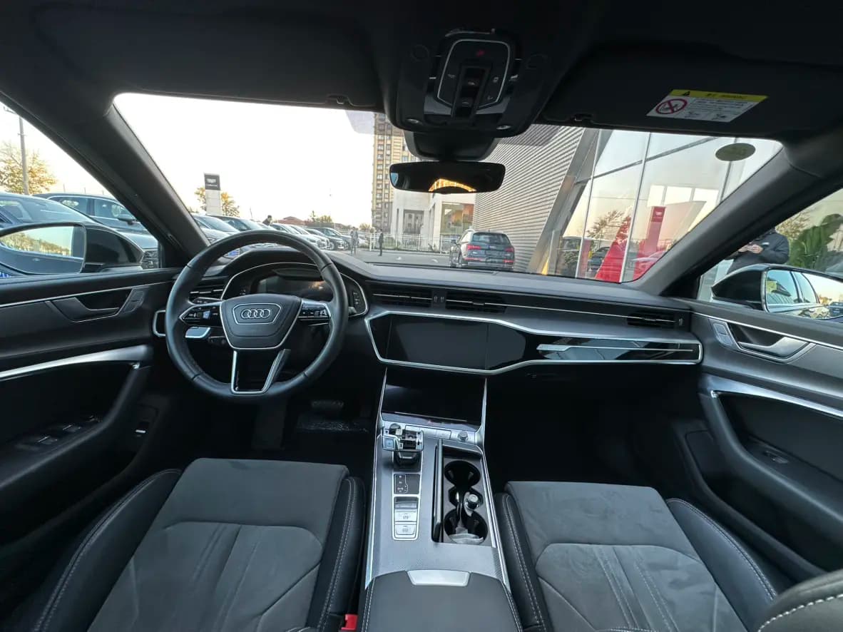 Audi A6L 2024 г. 13012 км. — фото 10