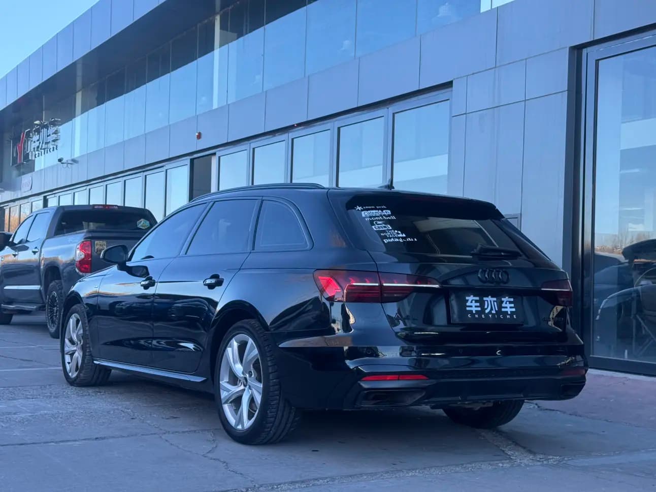 Audi A4 2021 г. 60036 км. — фото 4