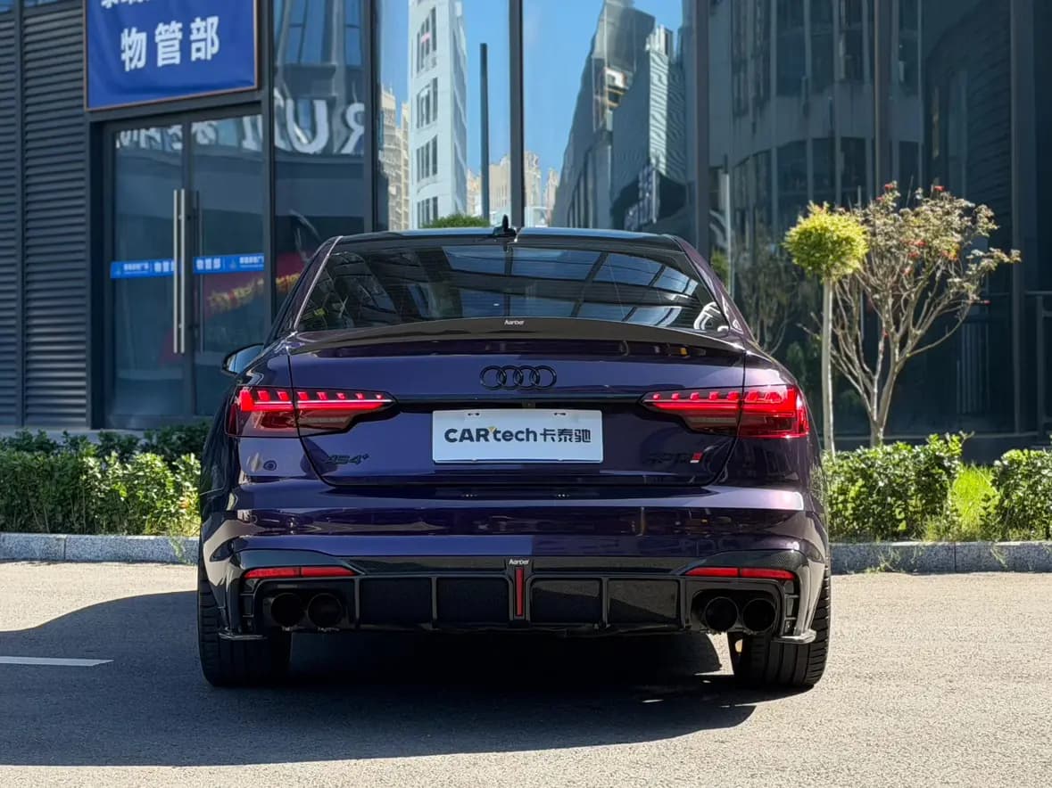 Audi A4L 2021 г. 59055 км. — фото 4