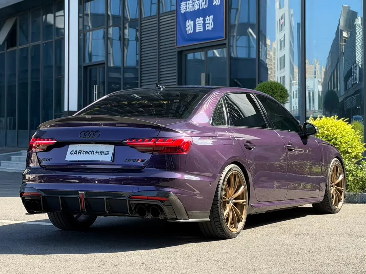 Audi A4L 2021 г. 59055 км. — фото 5