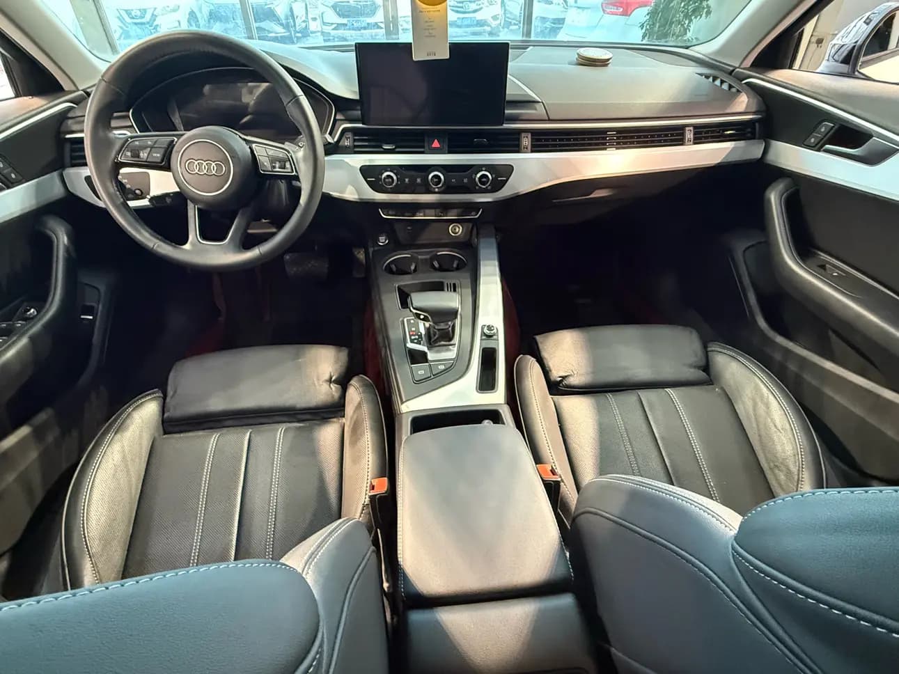Audi A4L 2021 г. 50073 км. — фото 7