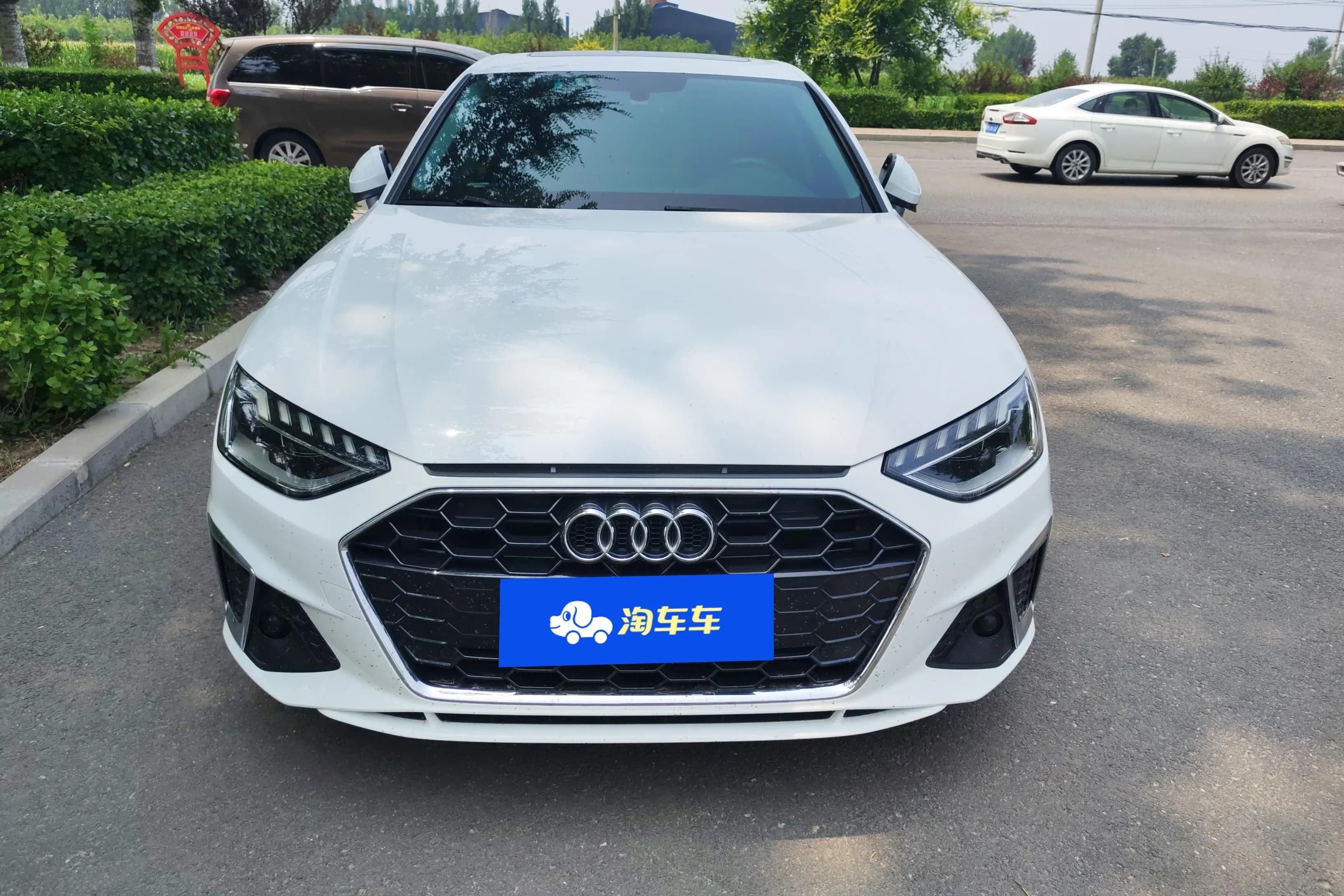 Audi A4L 2022 г. 46726 км. — фото 2