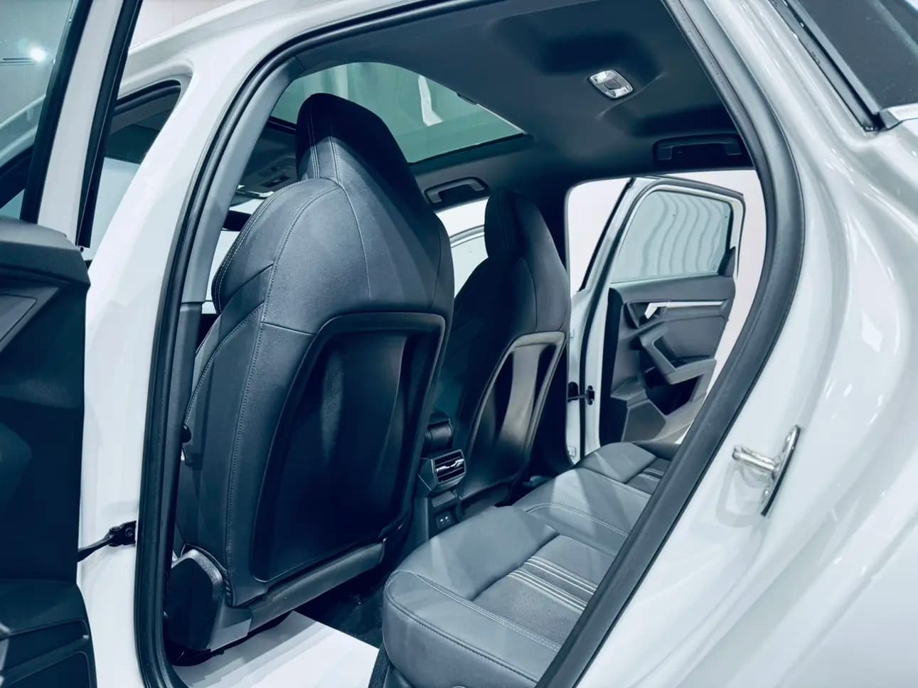 Audi A3 2023 г. 15046 км. — фото 13