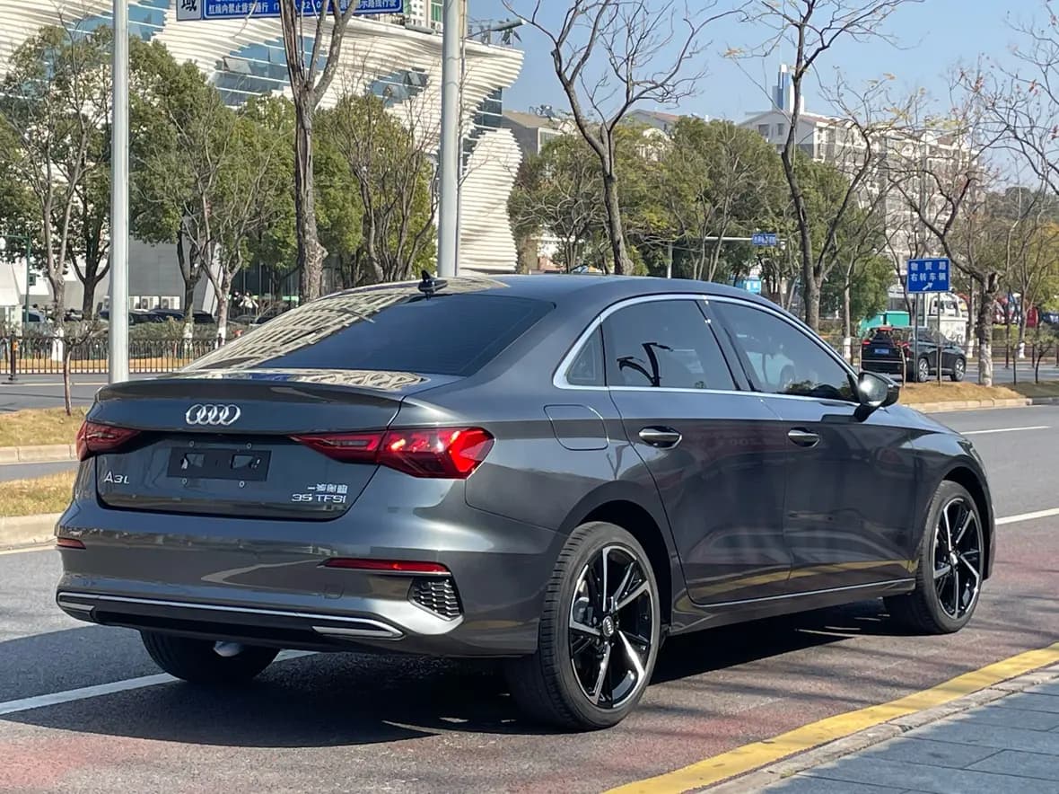 Audi A3 2021 г. 34130 км. — фото 7