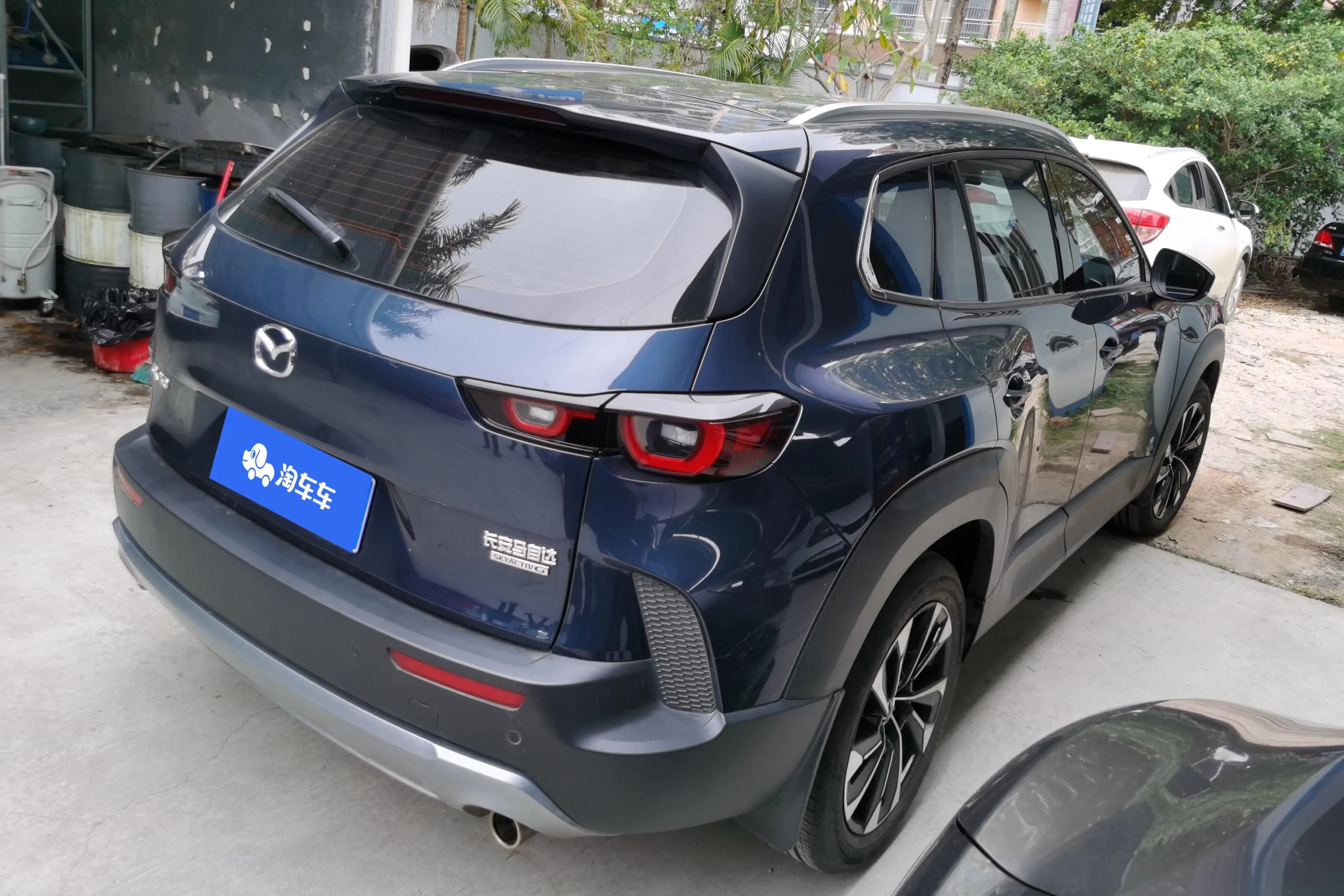 Mazda CX-50 OK 2023 г. 53086 км. — фото 3