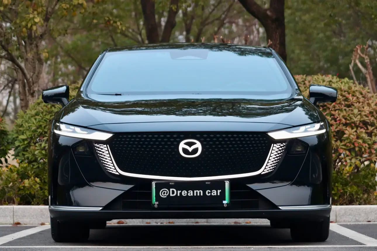 Mazda EZ-6 2024 г. 20167 км. — фото 2