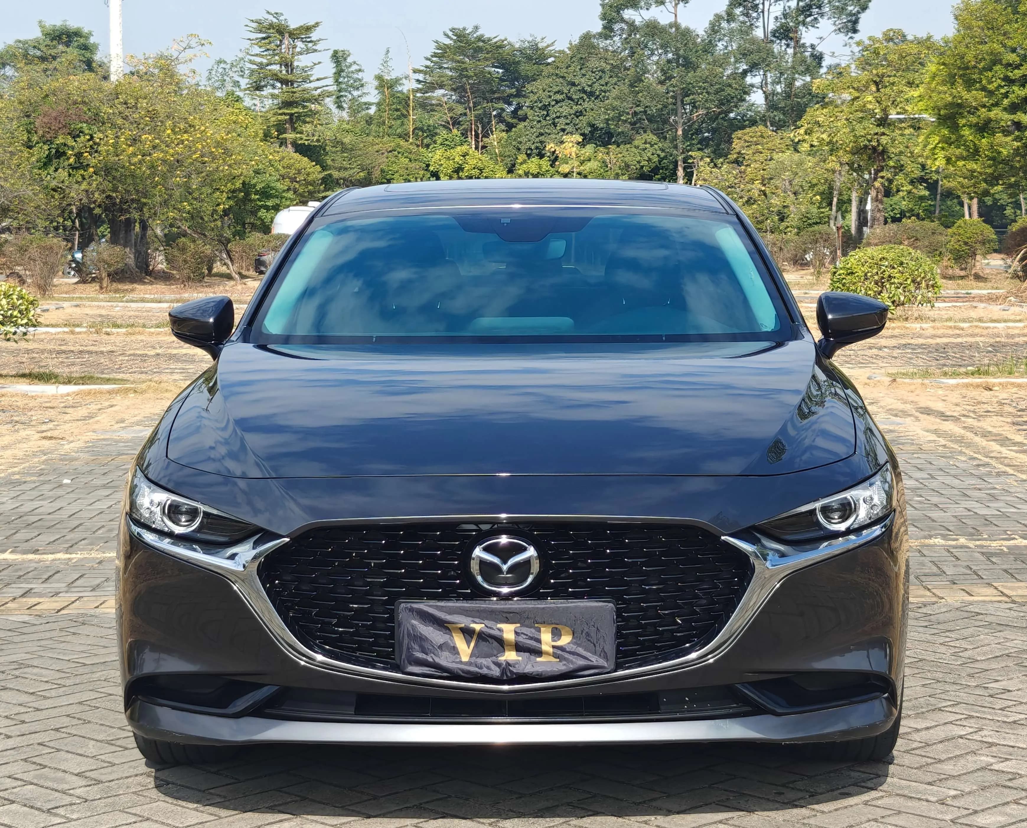 Mazda Axela 2021 г. 46008 км. — фото 2