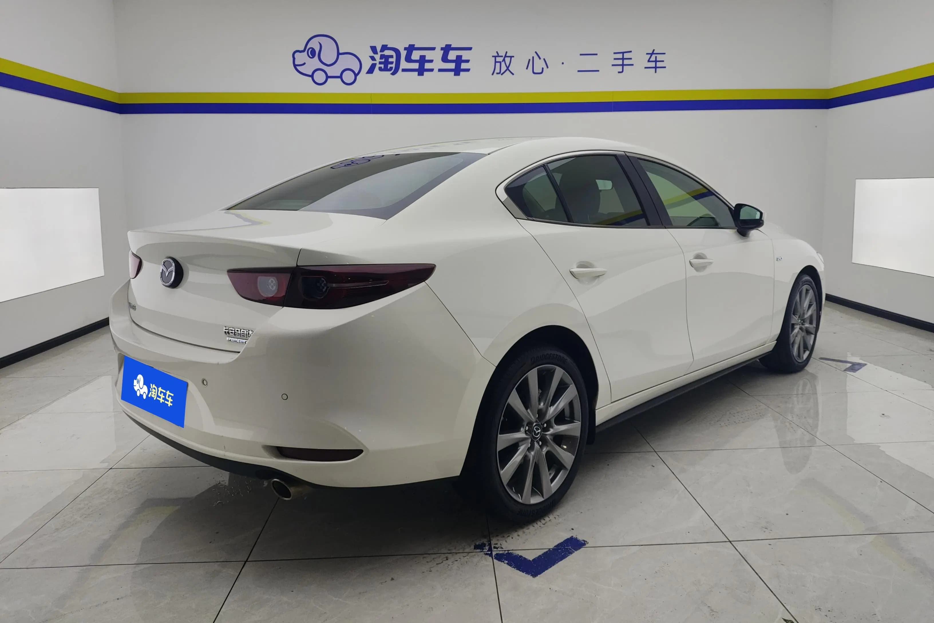 Mazda Axela 2022 г. 36176 км. — фото 3