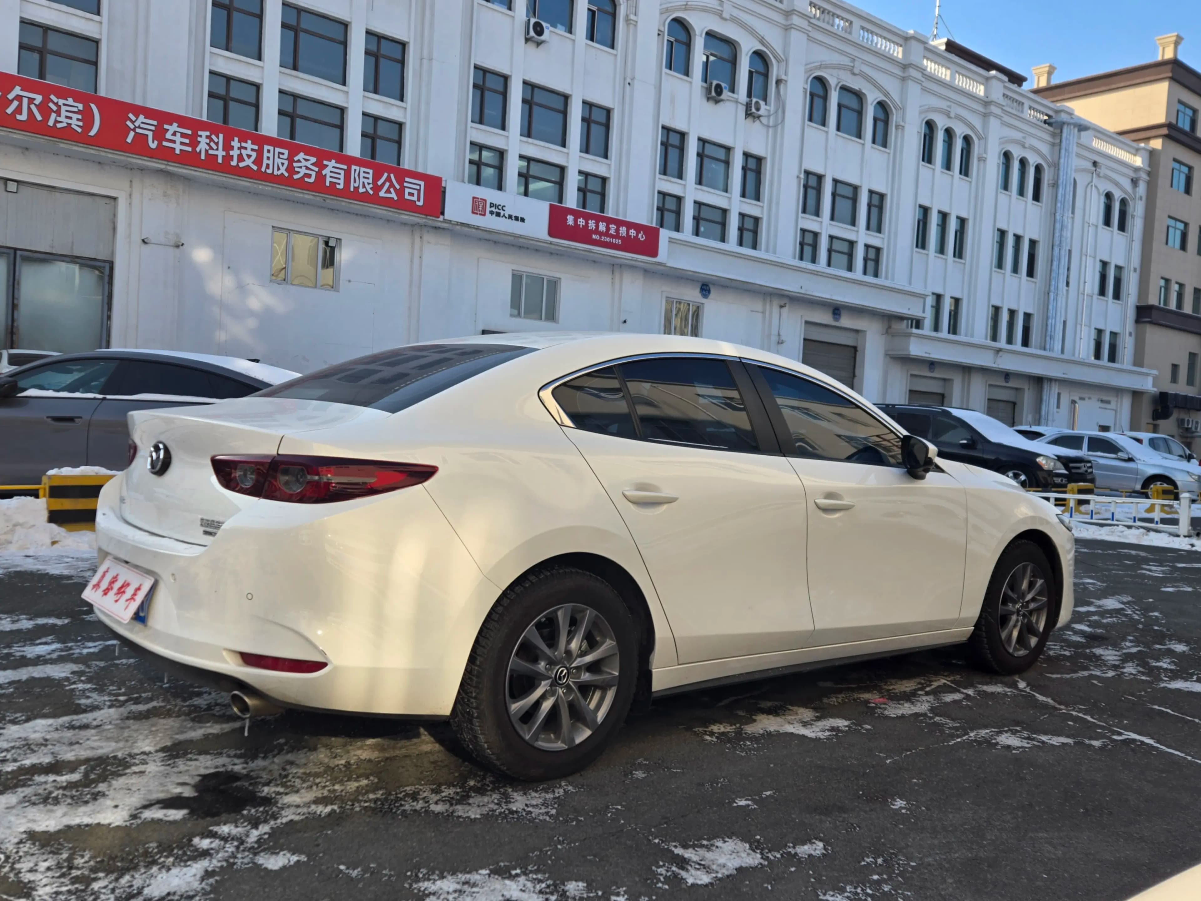 Mazda Axela 2024 г. 34009 км. — фото 6