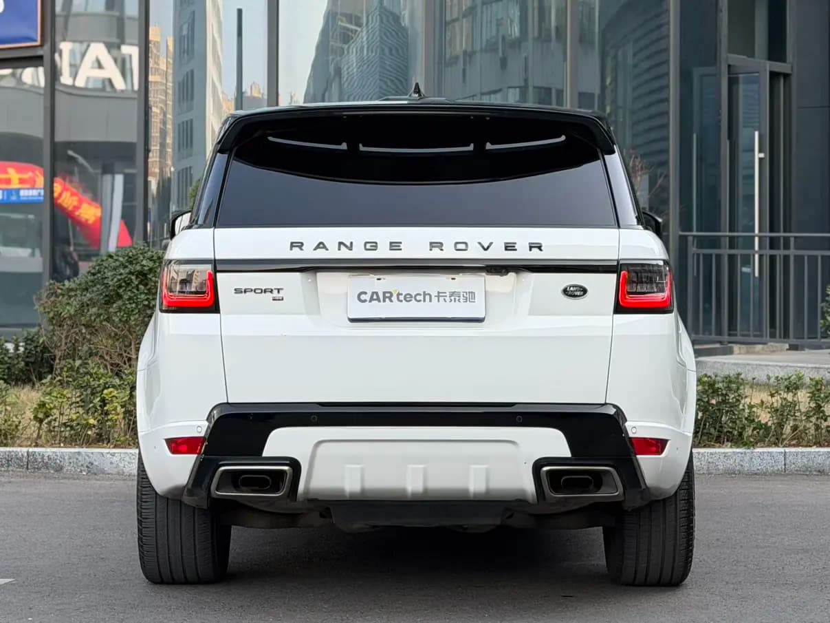 Land Rover Range Rover Sport 2021 г. 56000 км. — фото 3
