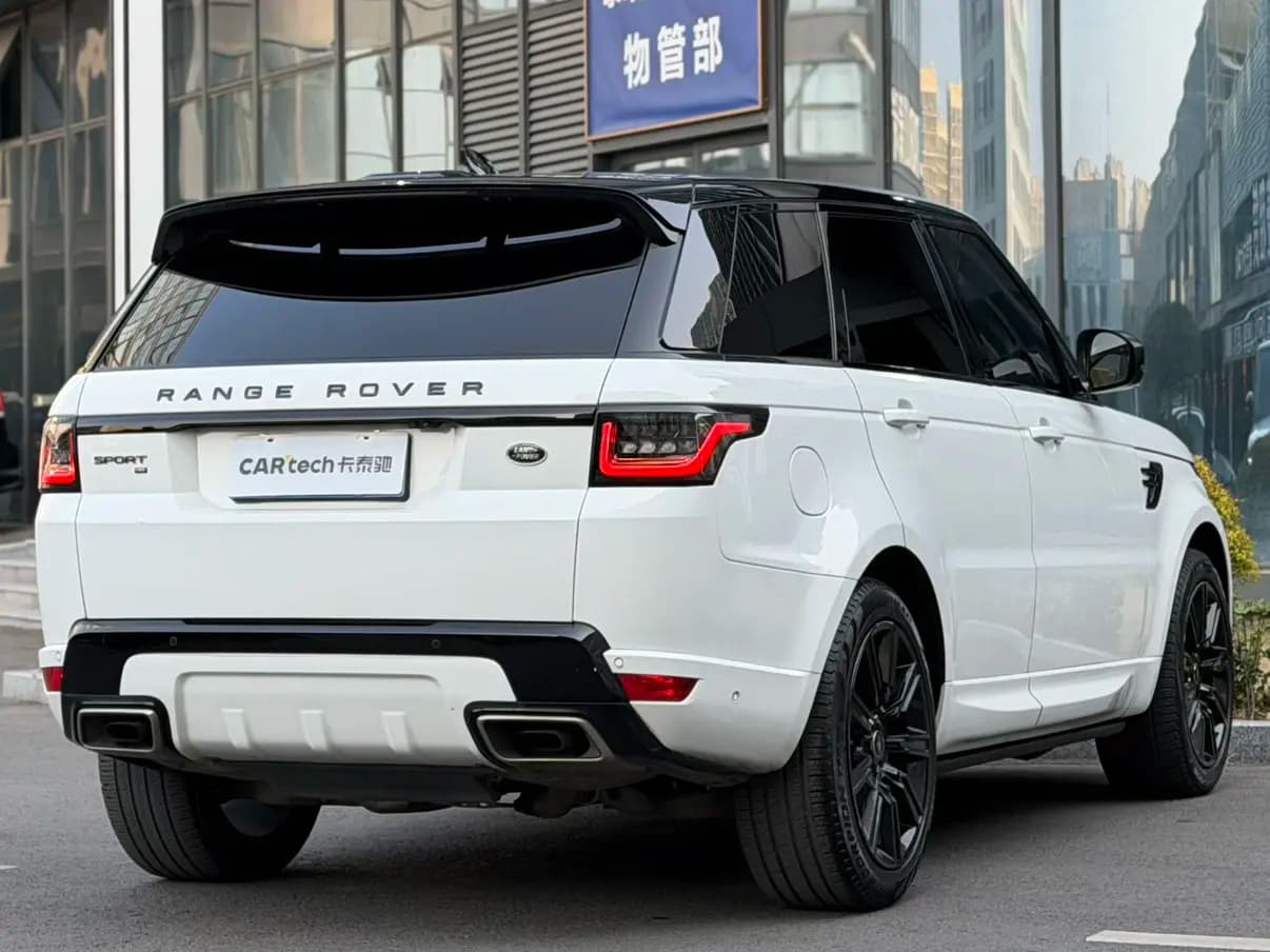 Land Rover Range Rover Sport 2021 г. 56000 км. — фото 4