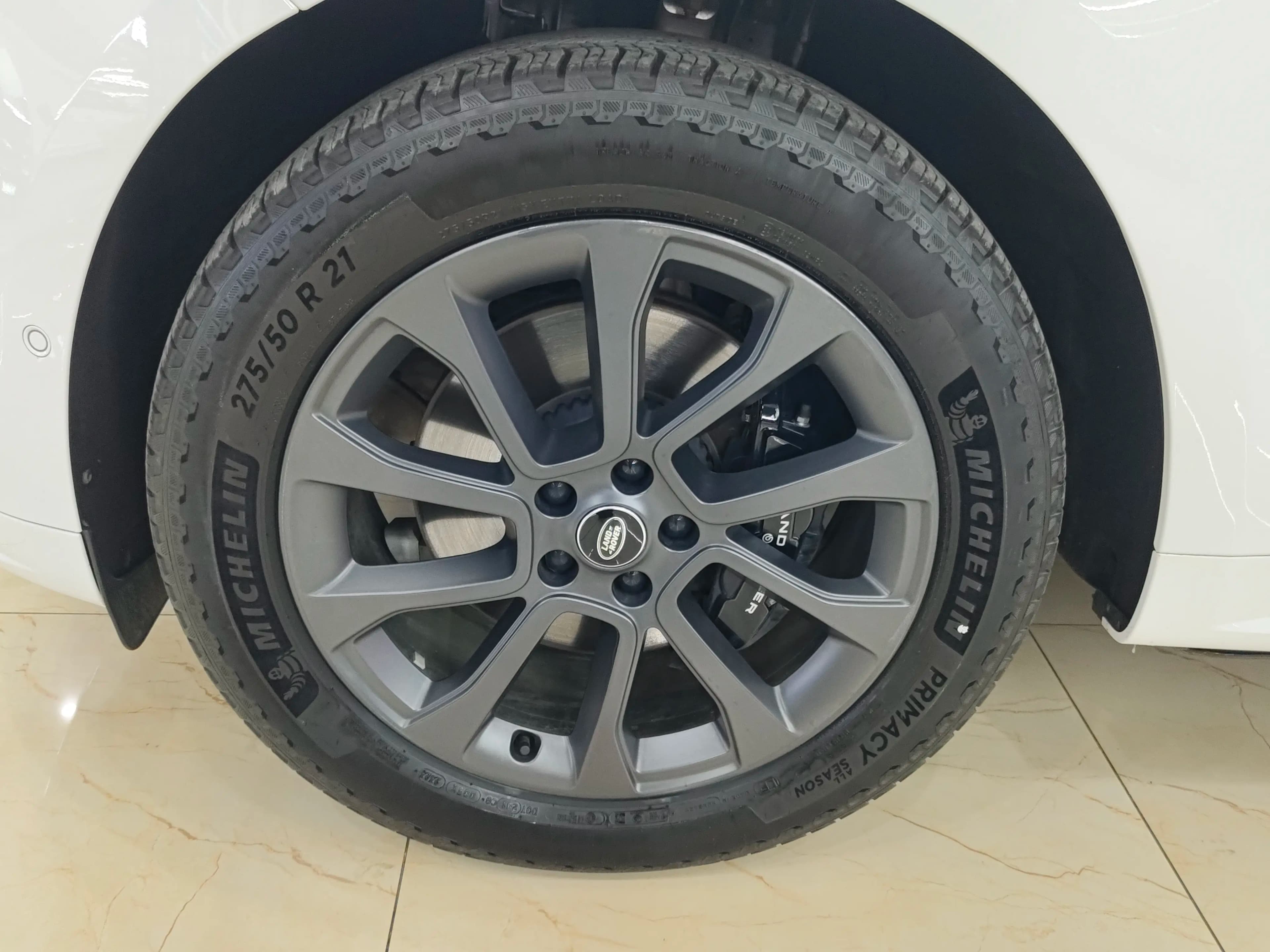Land Rover Range Rover Sport 2024 г. 34000 км. — фото 10