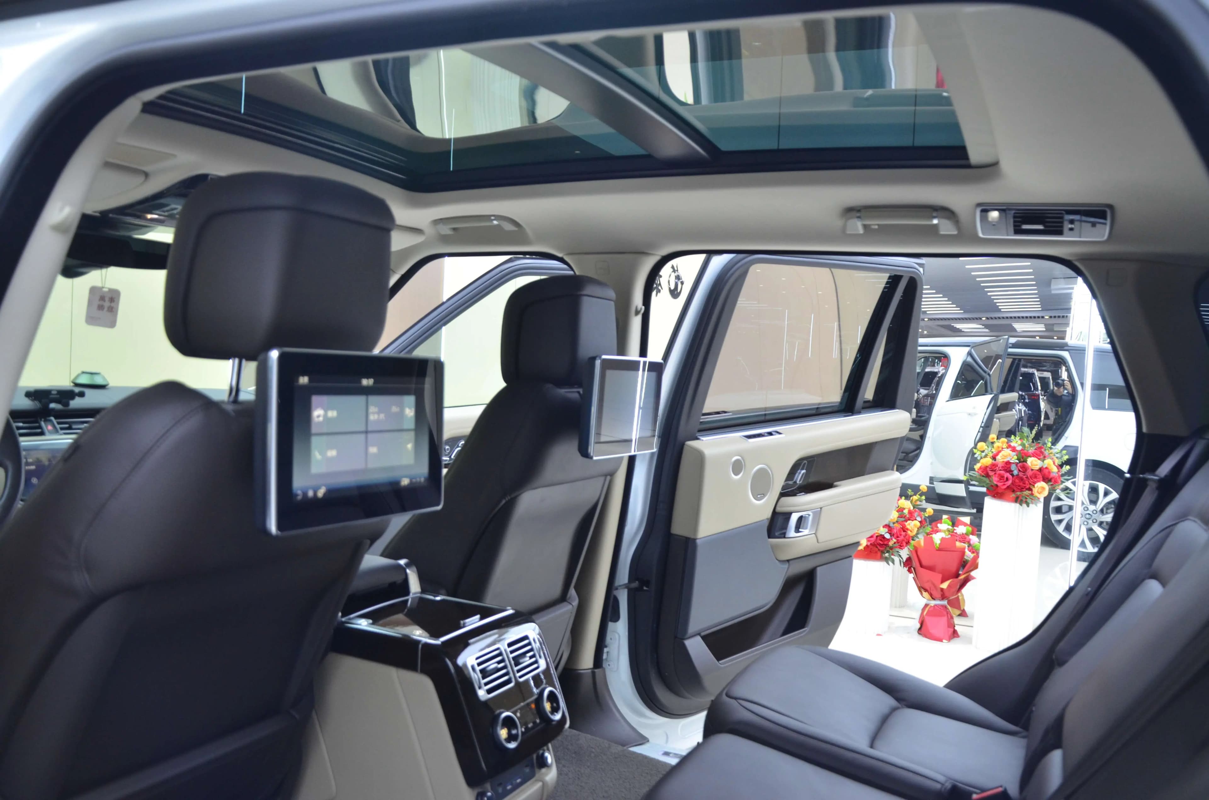 Land Rover Range rover 2021 г. 48134 км. — фото 18