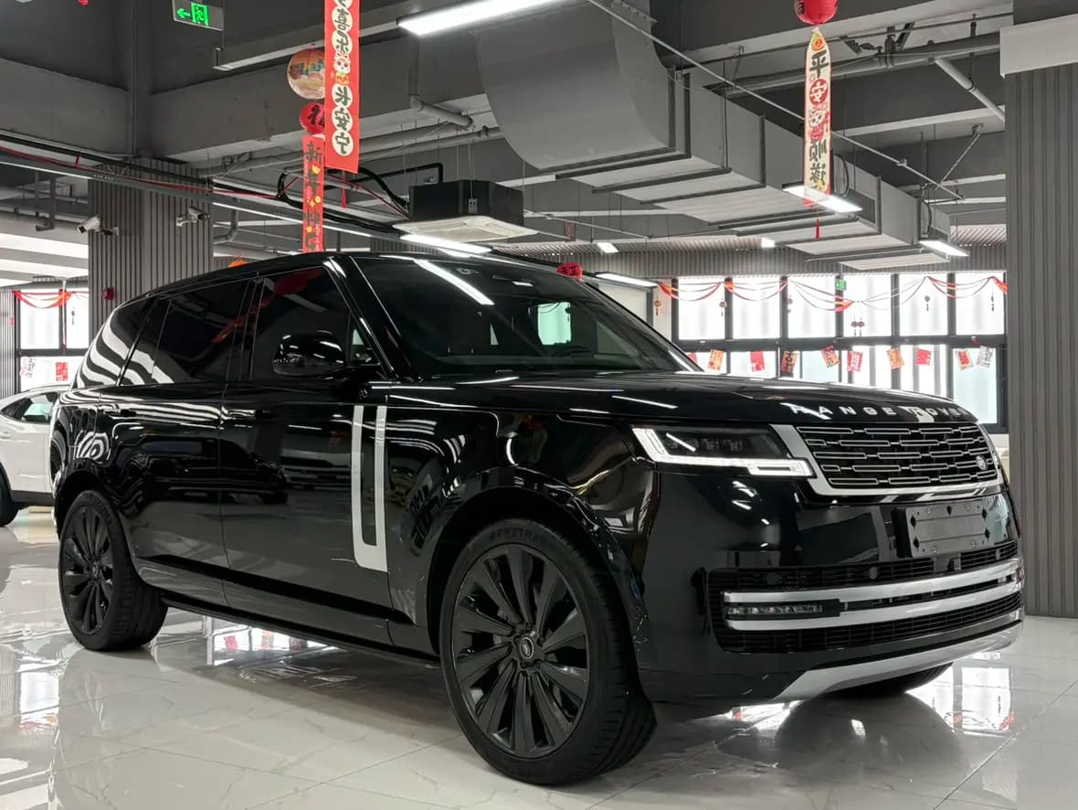 Land Rover Range rover 2023 г. 72135 км. — фото 2