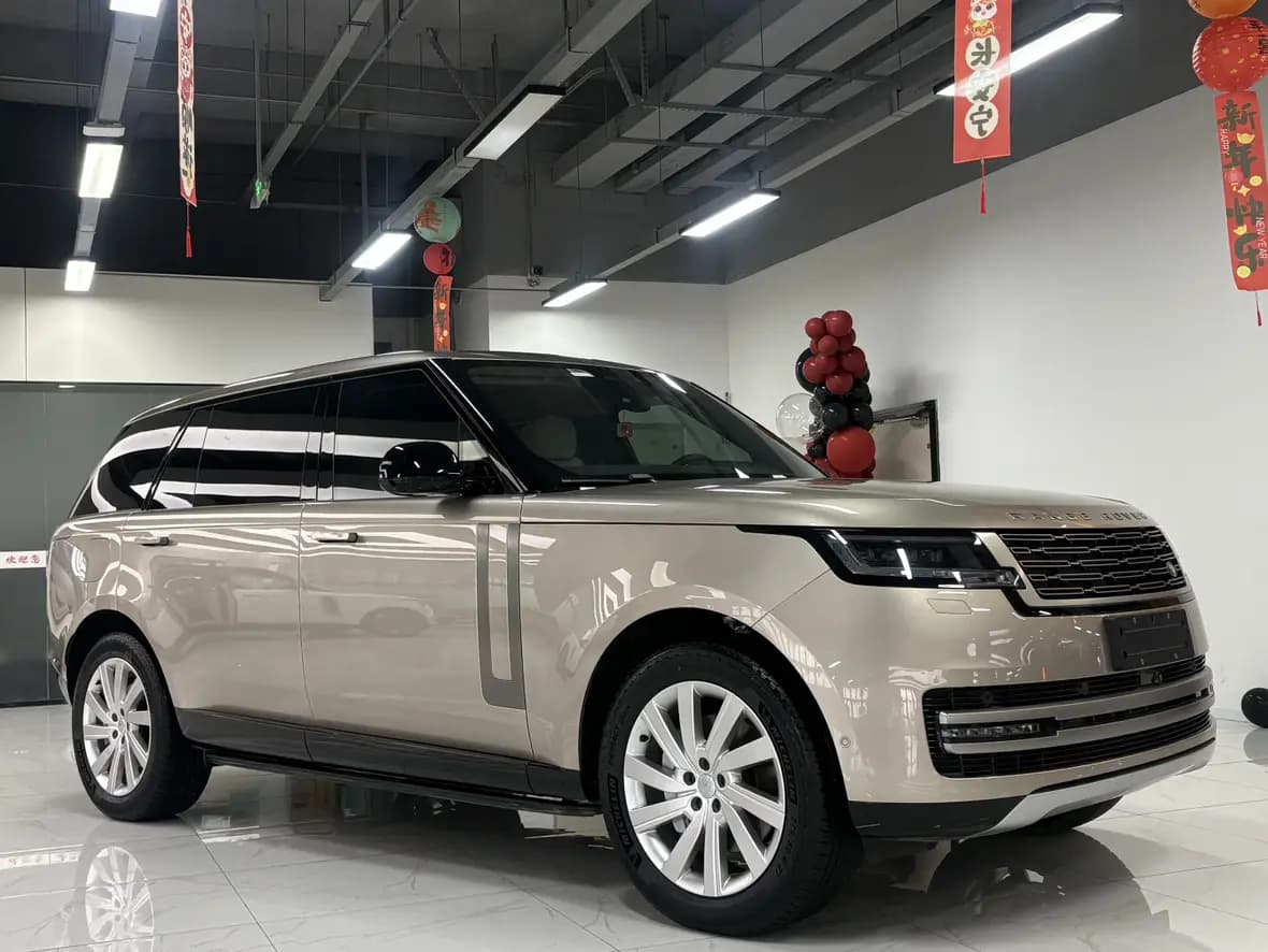Land Rover Range rover 2025 г. 5136 км. — фото 2