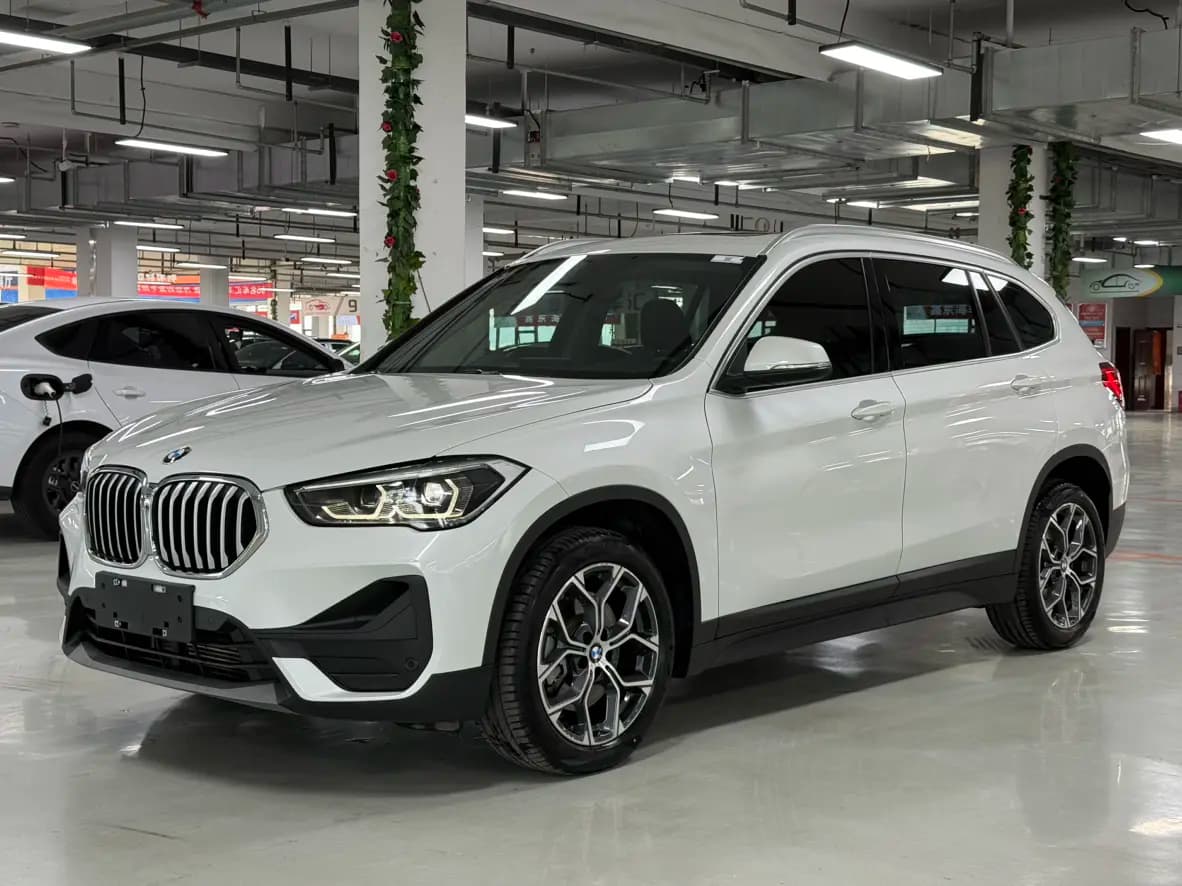 BMW X1 2023 г. 21149 км.