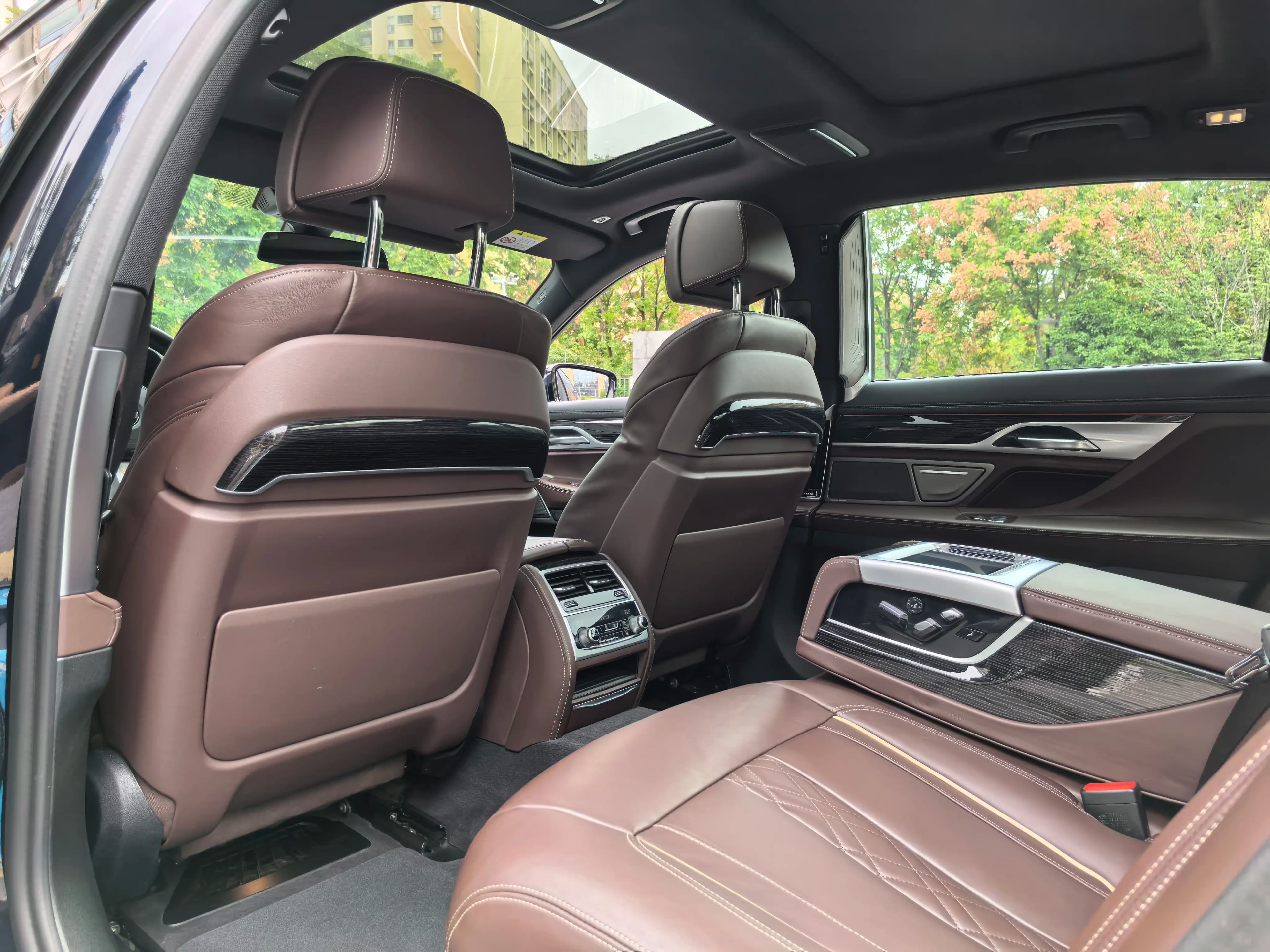 BMW 7 Series 2021 г. 69127 км. — фото 23