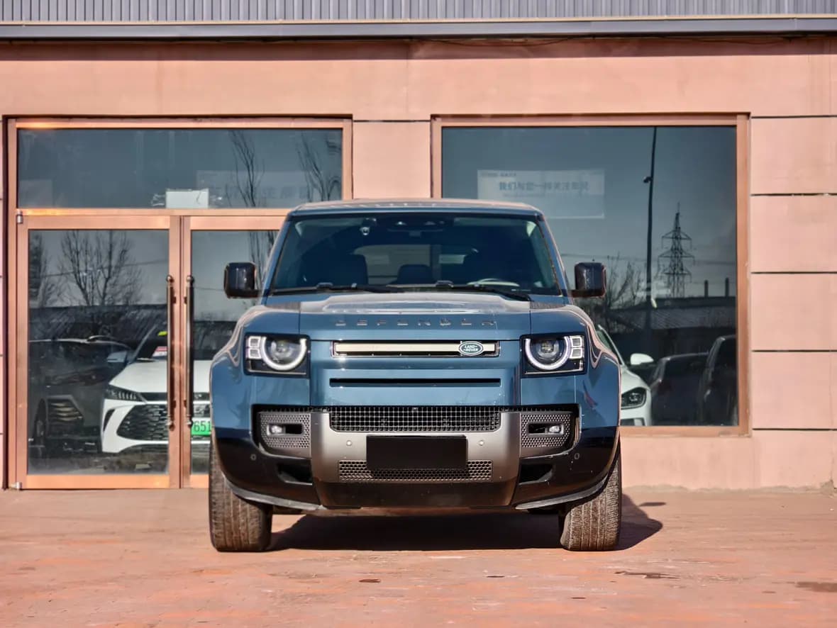 Land Rover Guard 2021 г. 56143 км. — фото 2