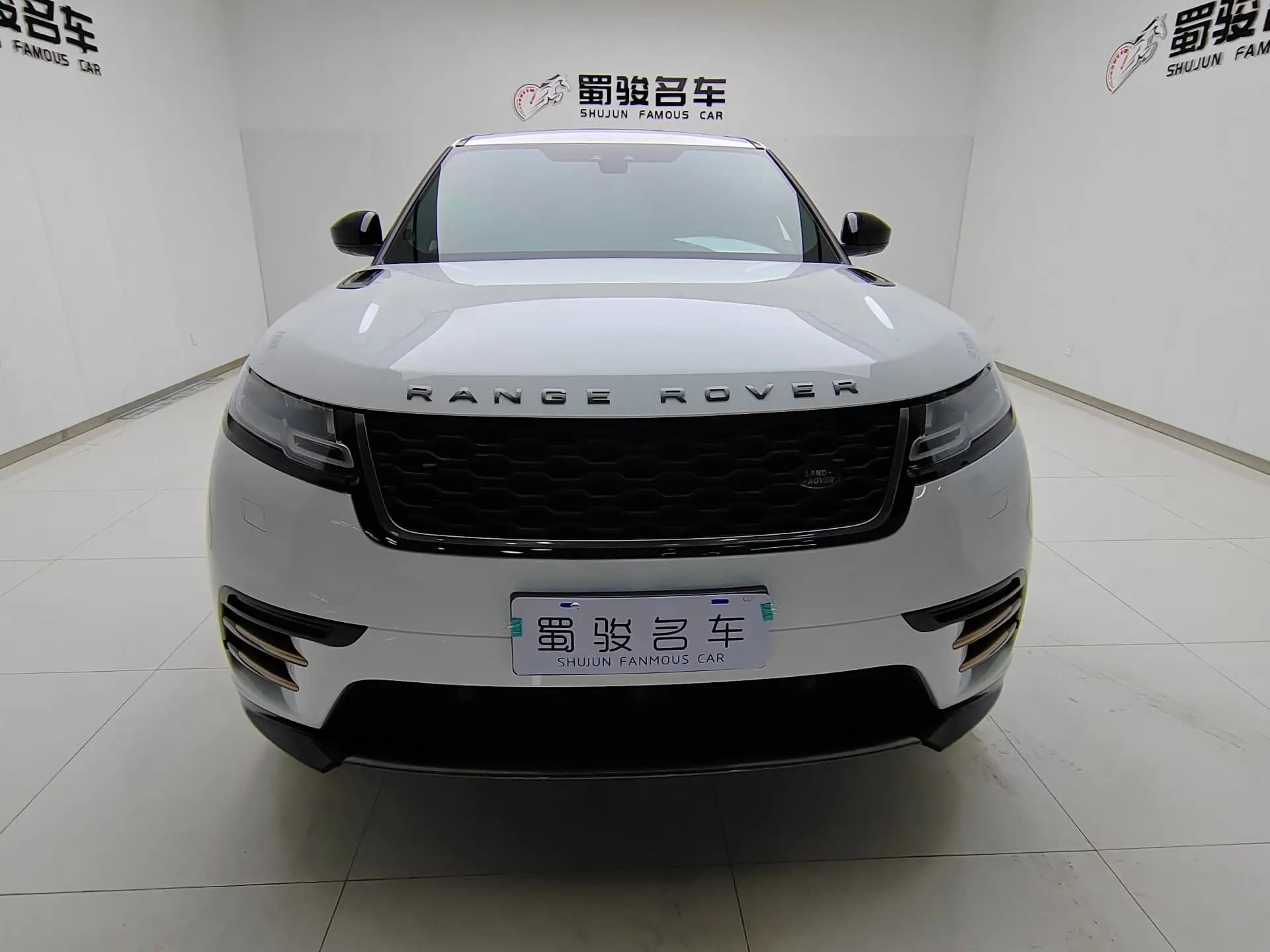 Land Rover Range Rover Velar 2021 г. 71438 км. — фото 2