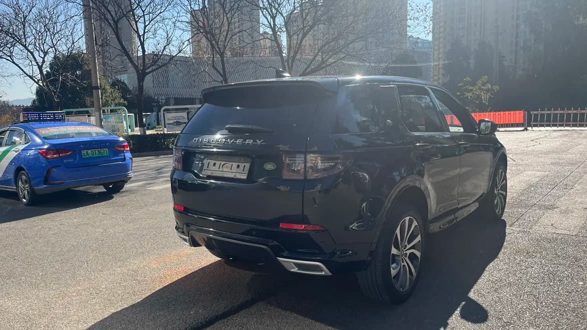 Land Rover Discover Sports 2021 г. 61067 км. — фото 7