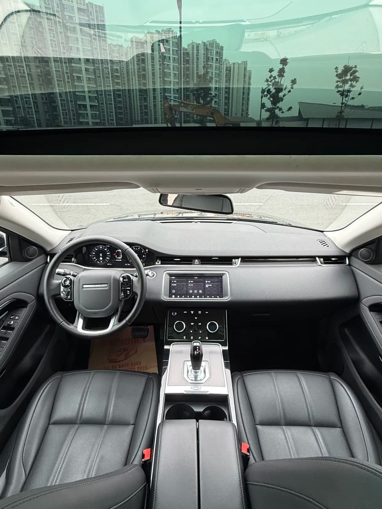Land Rover Range Rover Evoque 2021 г. 87068 км. — фото 8