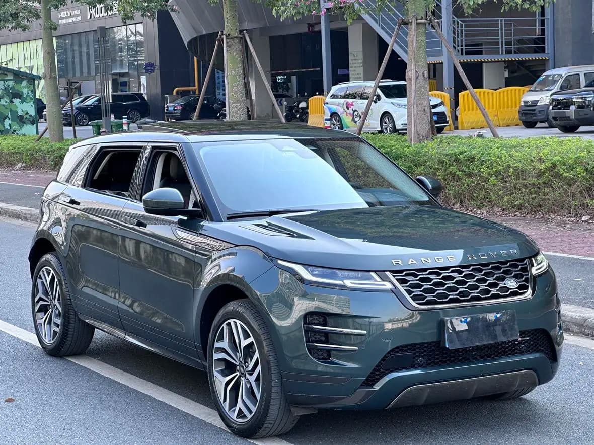 Land Rover Range Rover Evoque 2022 г. 48369 км. — фото 3