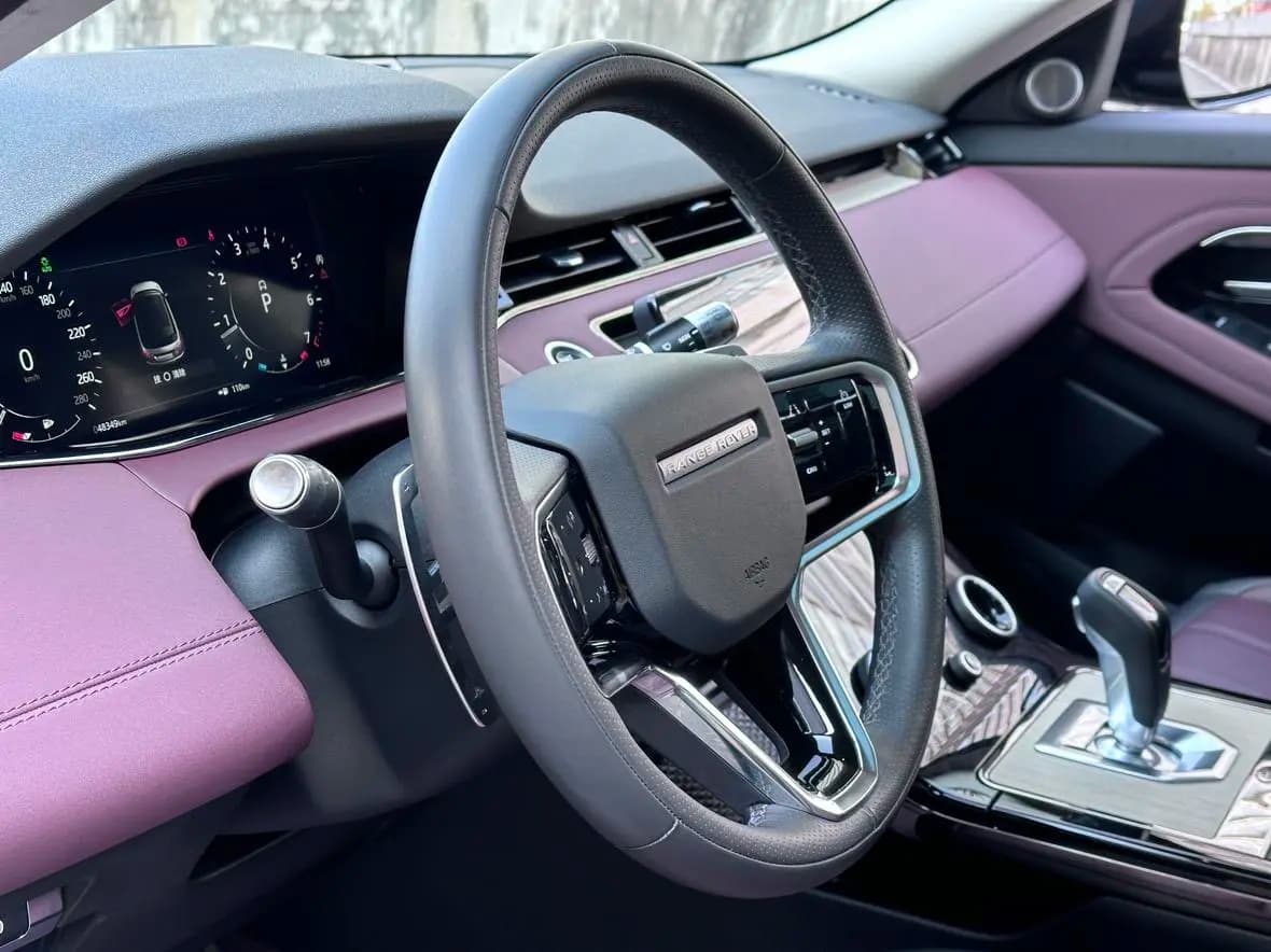 Land Rover Range Rover Evoque 2022 г. 48369 км. — фото 24