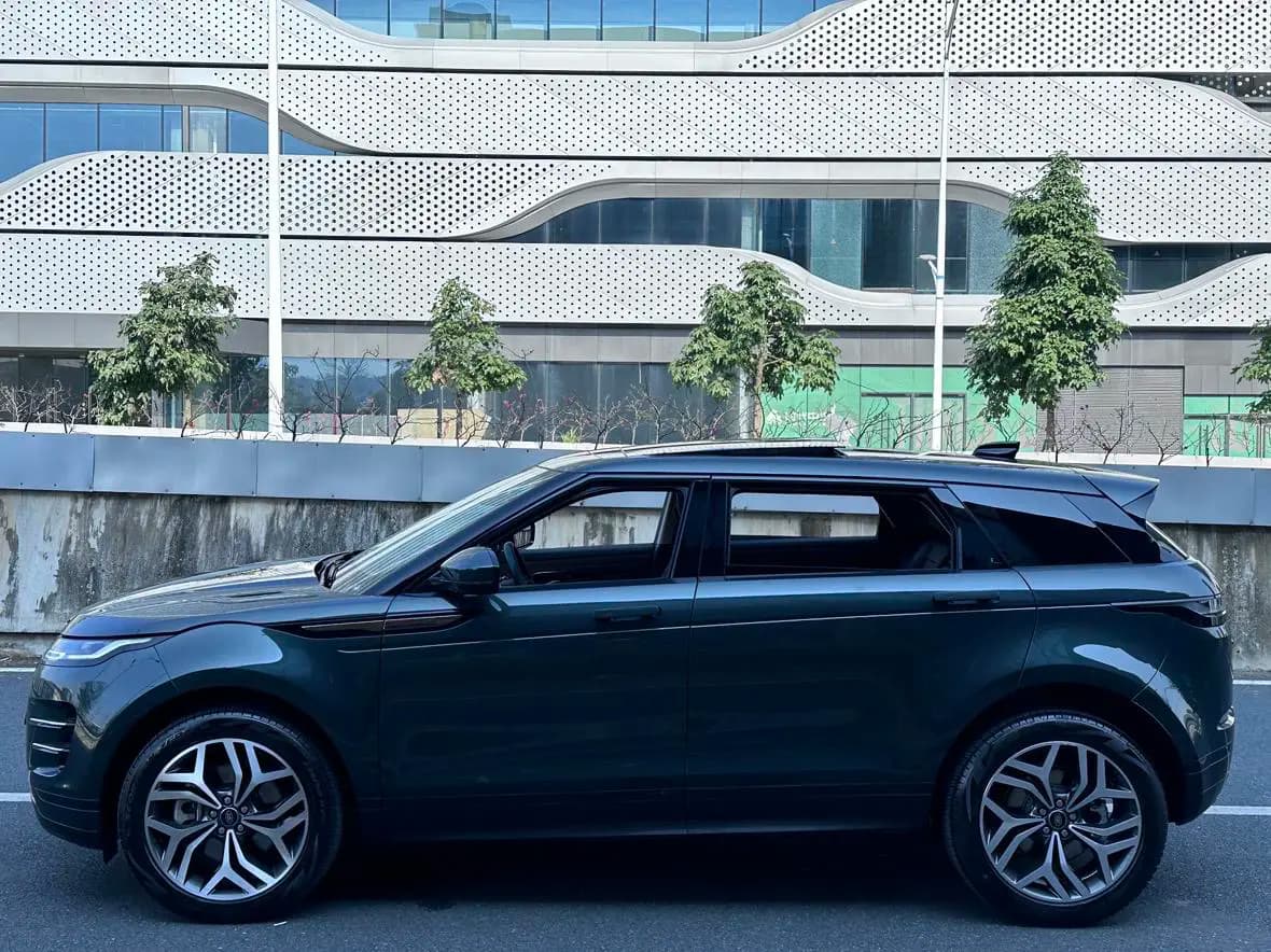 Land Rover Range Rover Evoque 2022 г. 48369 км. — фото 4