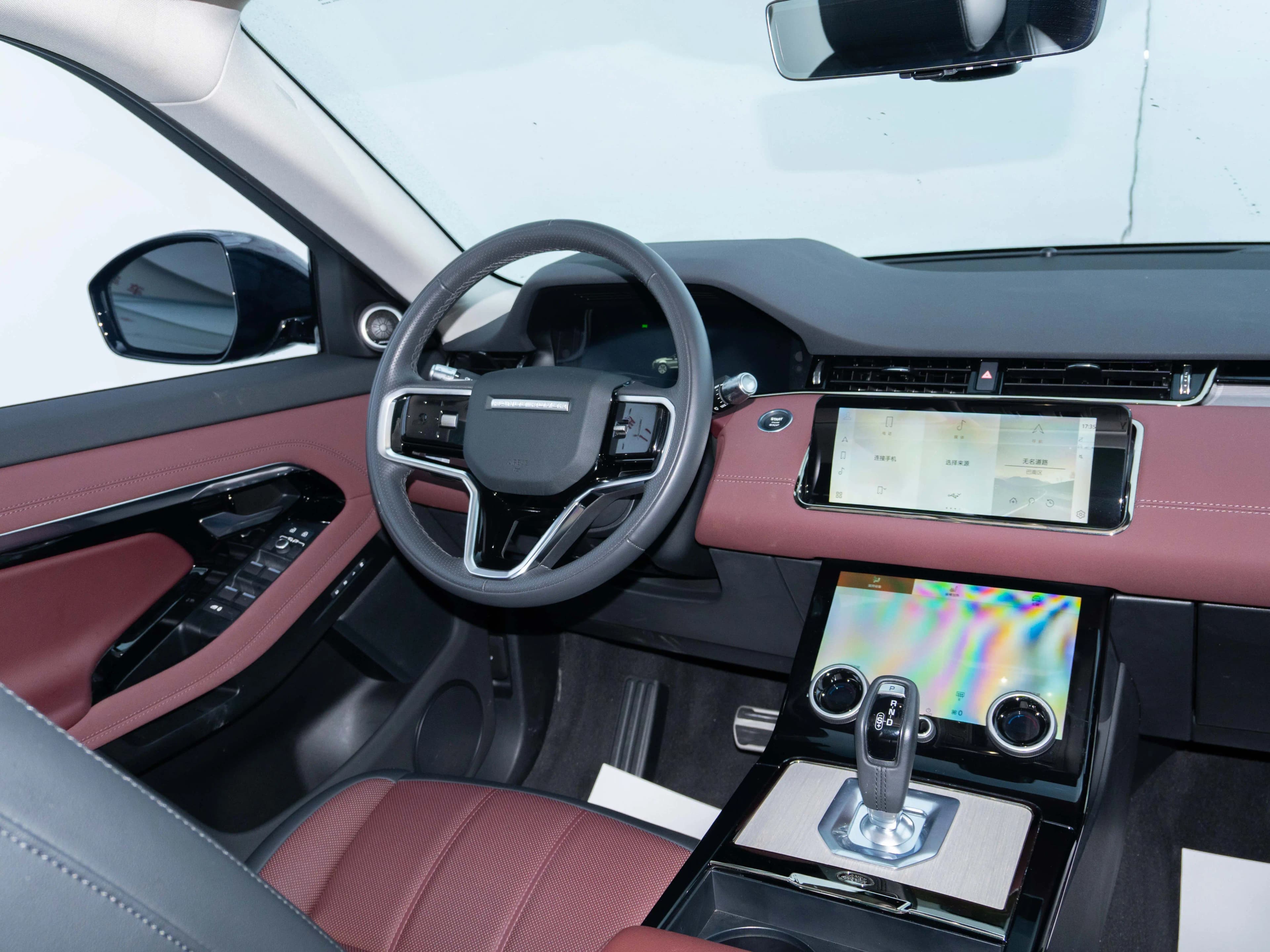Land Rover Range Rover Evoque 2023 г. 30070 км. — фото 26