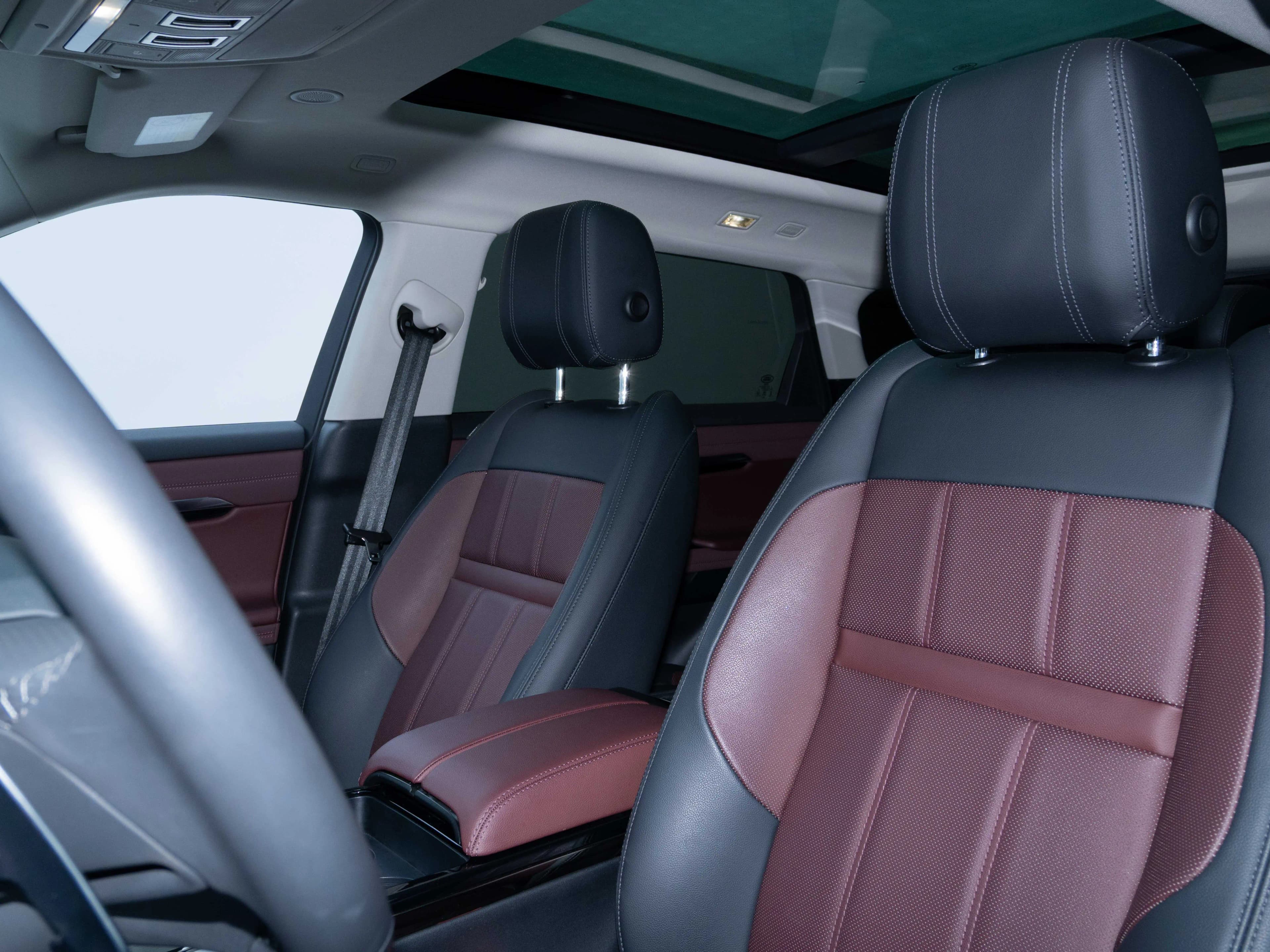Land Rover Range Rover Evoque 2023 г. 30070 км. — фото 34