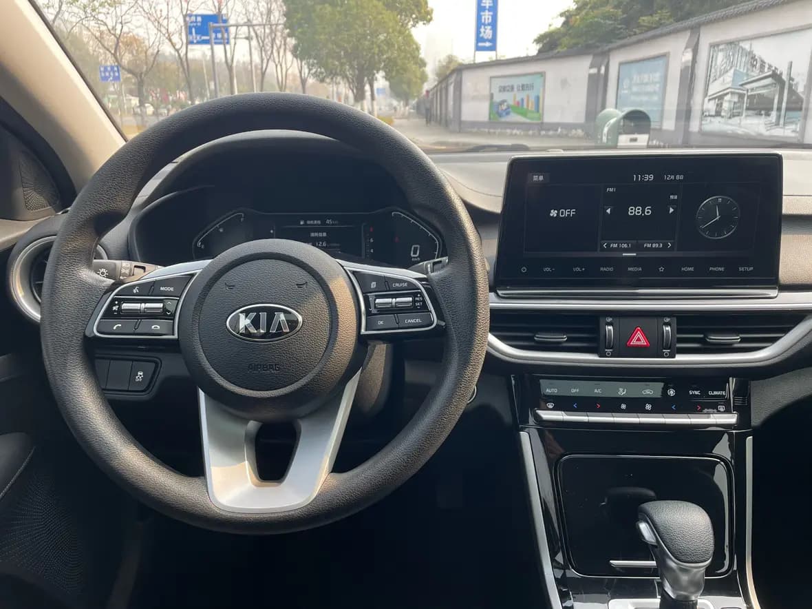 Kia K3 2021 г. 38110 км. — фото 18