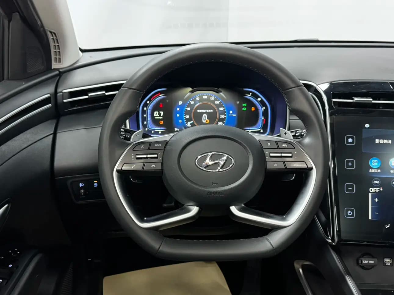 Hyundai Tucson L 2022 г. 21069 км. — фото 17