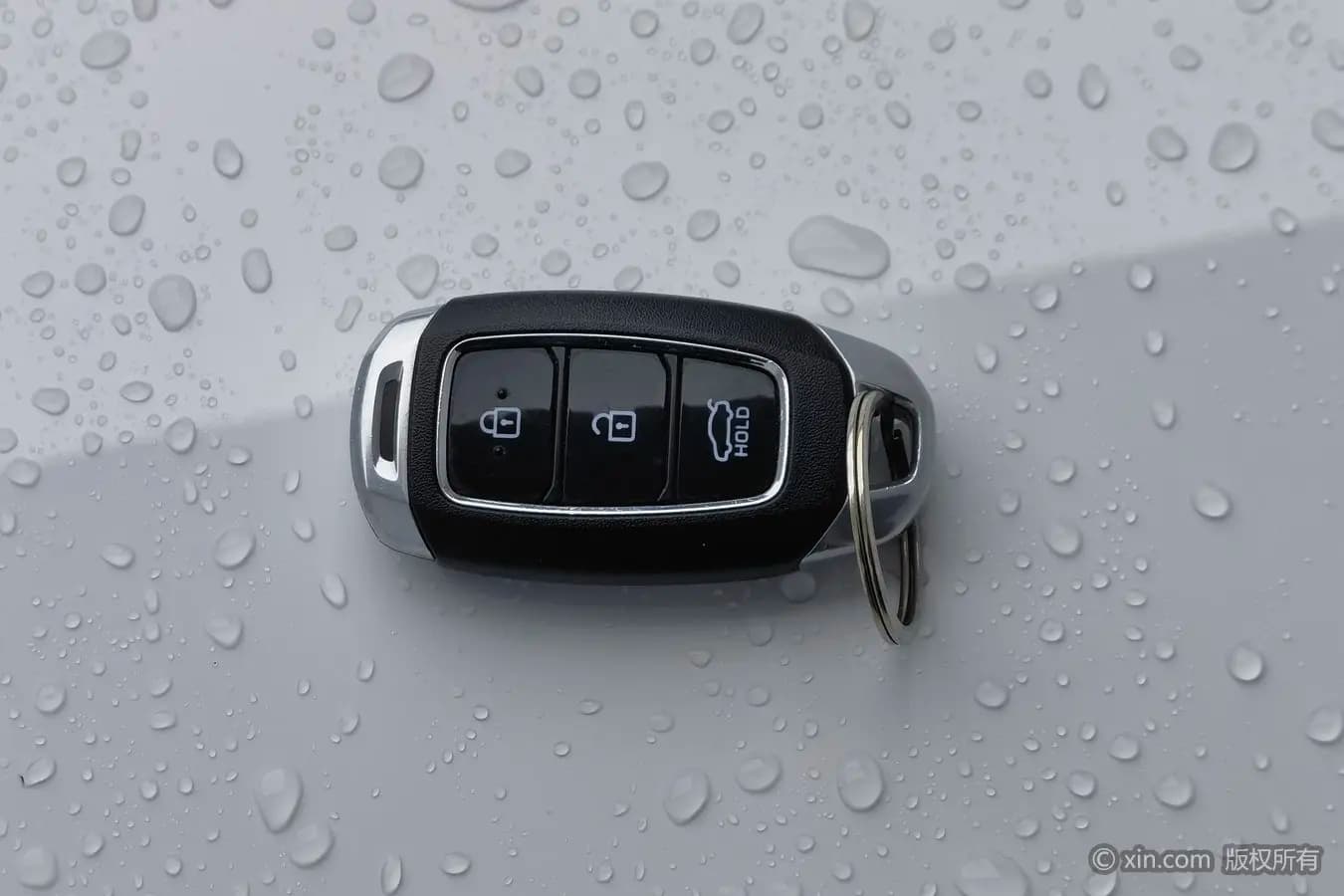 Hyundai Elantra 2024 г. 32444 км. — фото 3